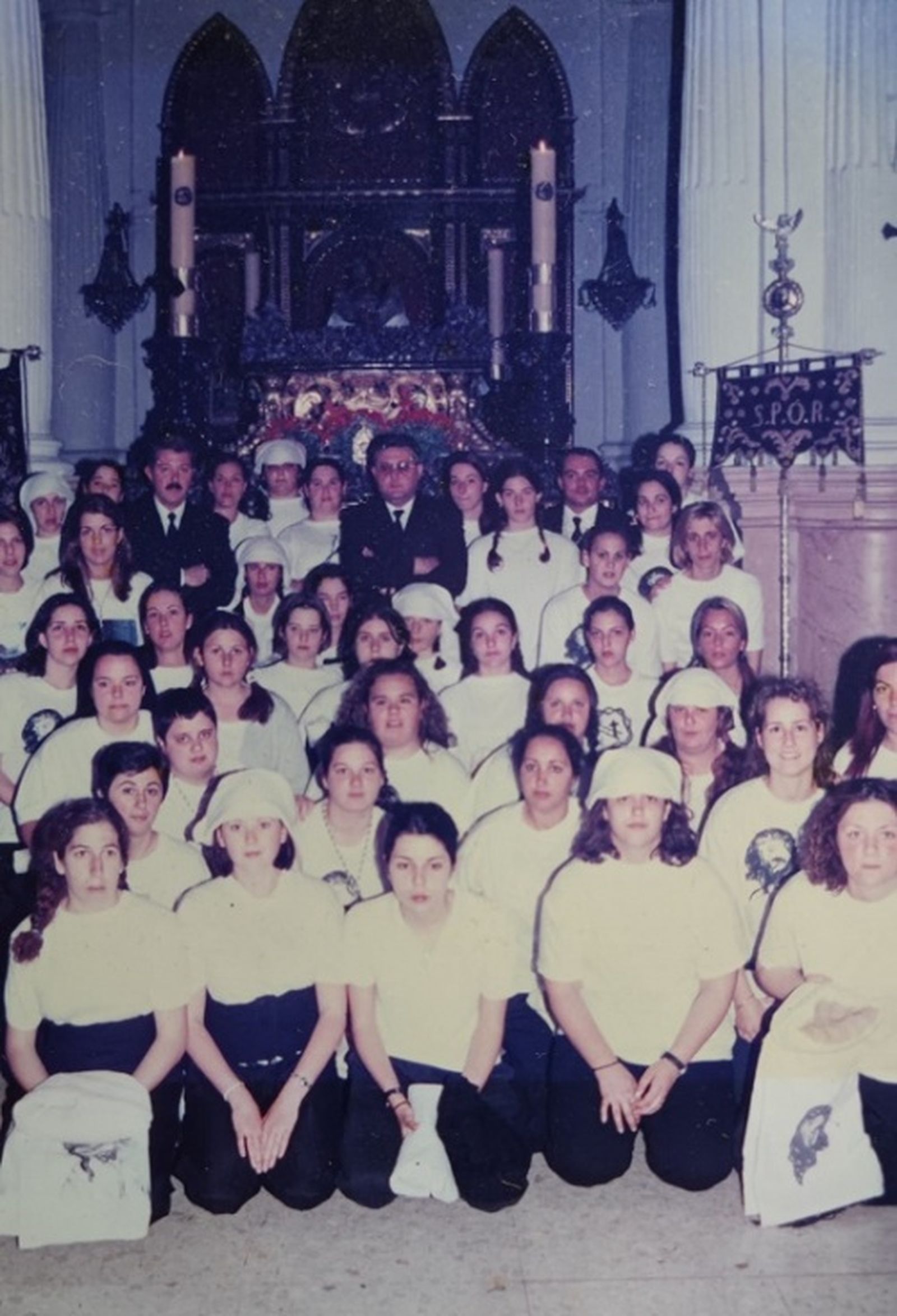 Cuadrilla de costaleras 2002./ FOTO CEDIDA