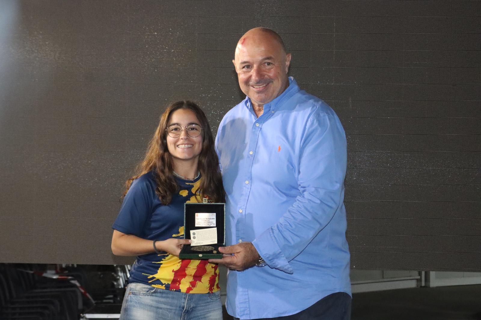 La entrega de trofeos cierra una nueva edición de la 'Semana Náutica'