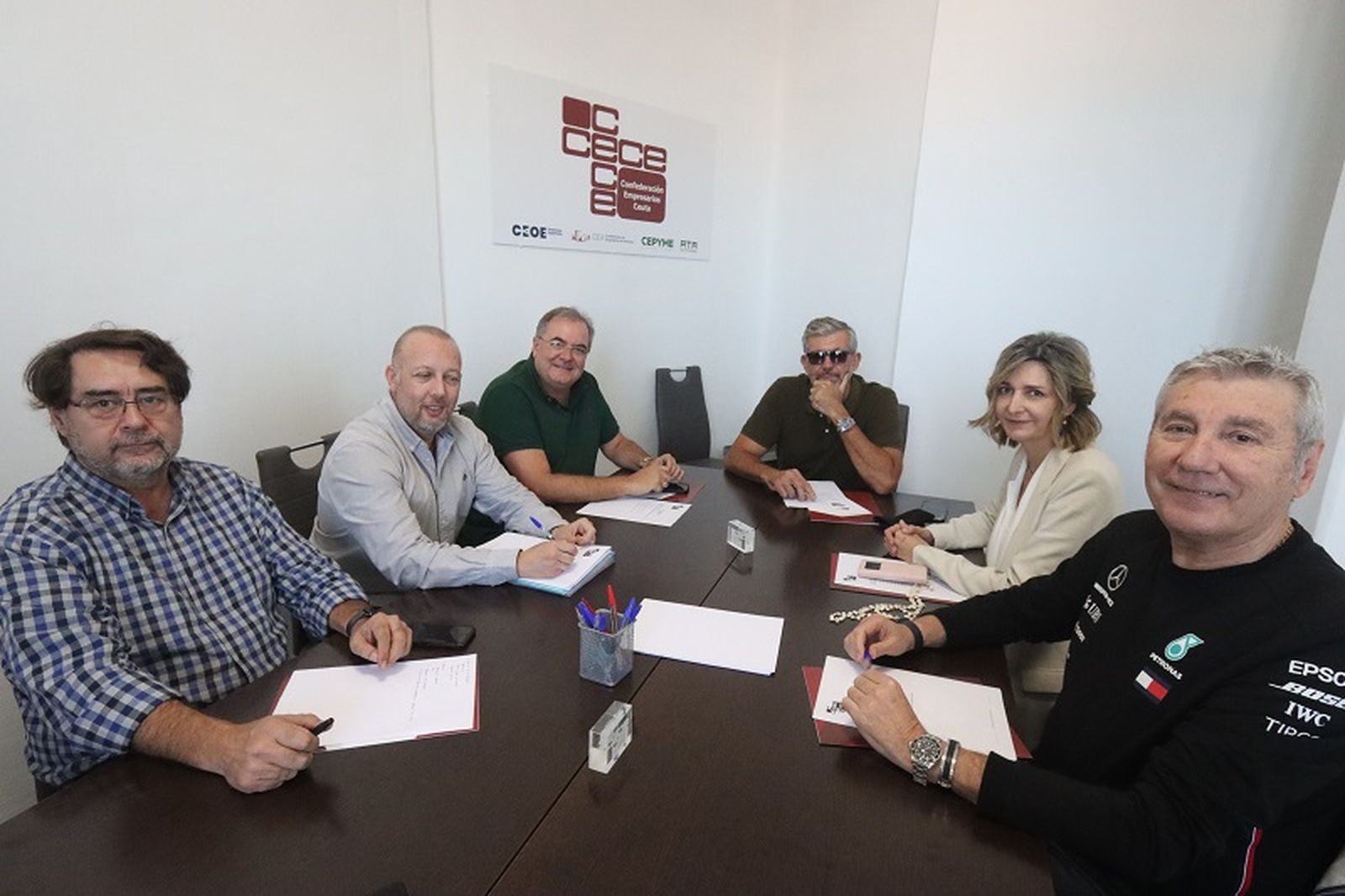 Directiva de la CECE/EL PUEBLO DE CEUTA