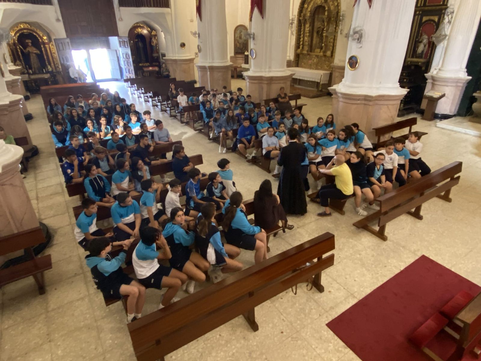 Jornada festiva en el Colegio La Inmaculada con motivo de la víspera del Día de todos los Santos Jornada festiva en el Colegio La Inmaculada con motivo de la víspera del Día de todos los Santos