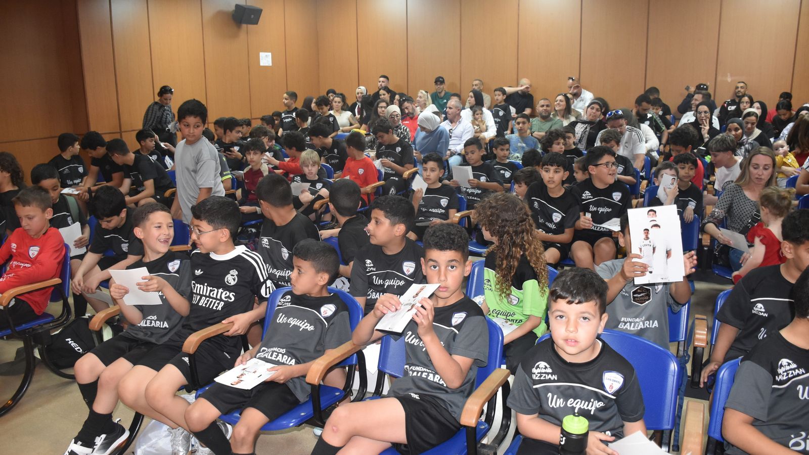 La AD Ceuta visita el Colegio San Daniel