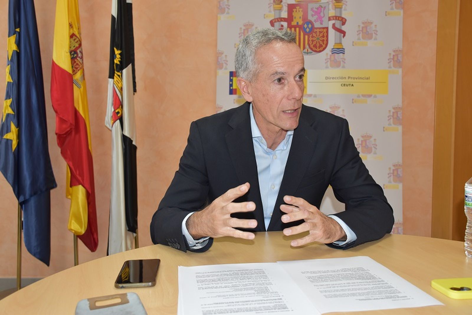 El director provincial de Educación, Miguel Señor, durante una entrevista con este diario. / FOTO NICOL'S