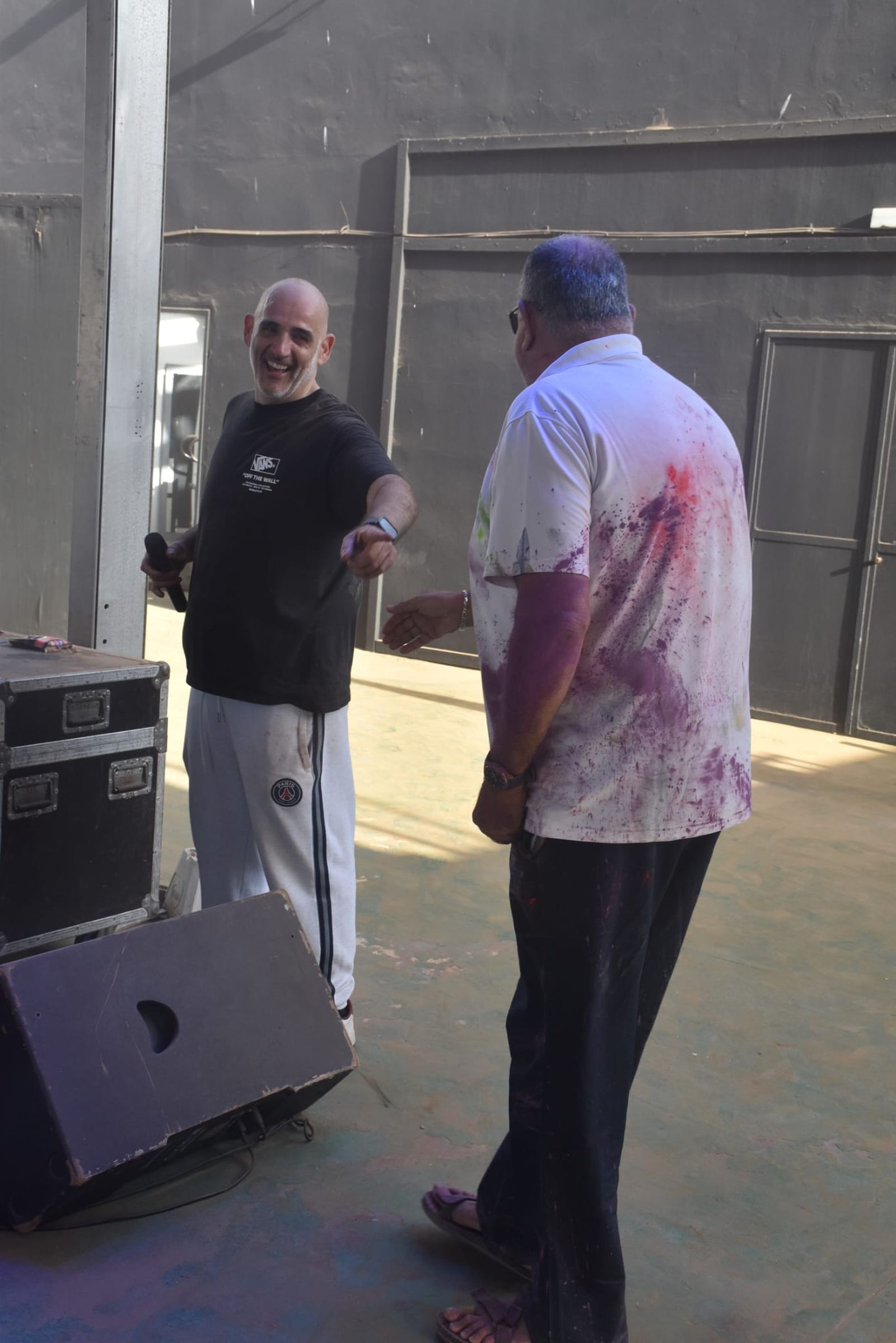 El Holi vuelve a teñir Ceuta de color por la solidaridad y el amor