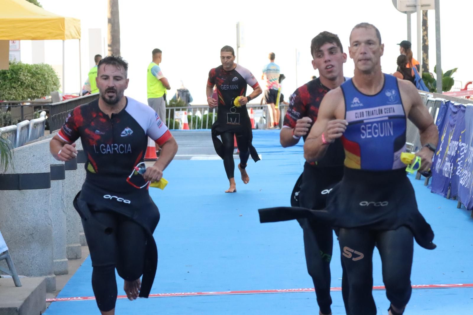 Se inicia el campeonato autonómico de triatlón 'Ciudad de Ceuta'