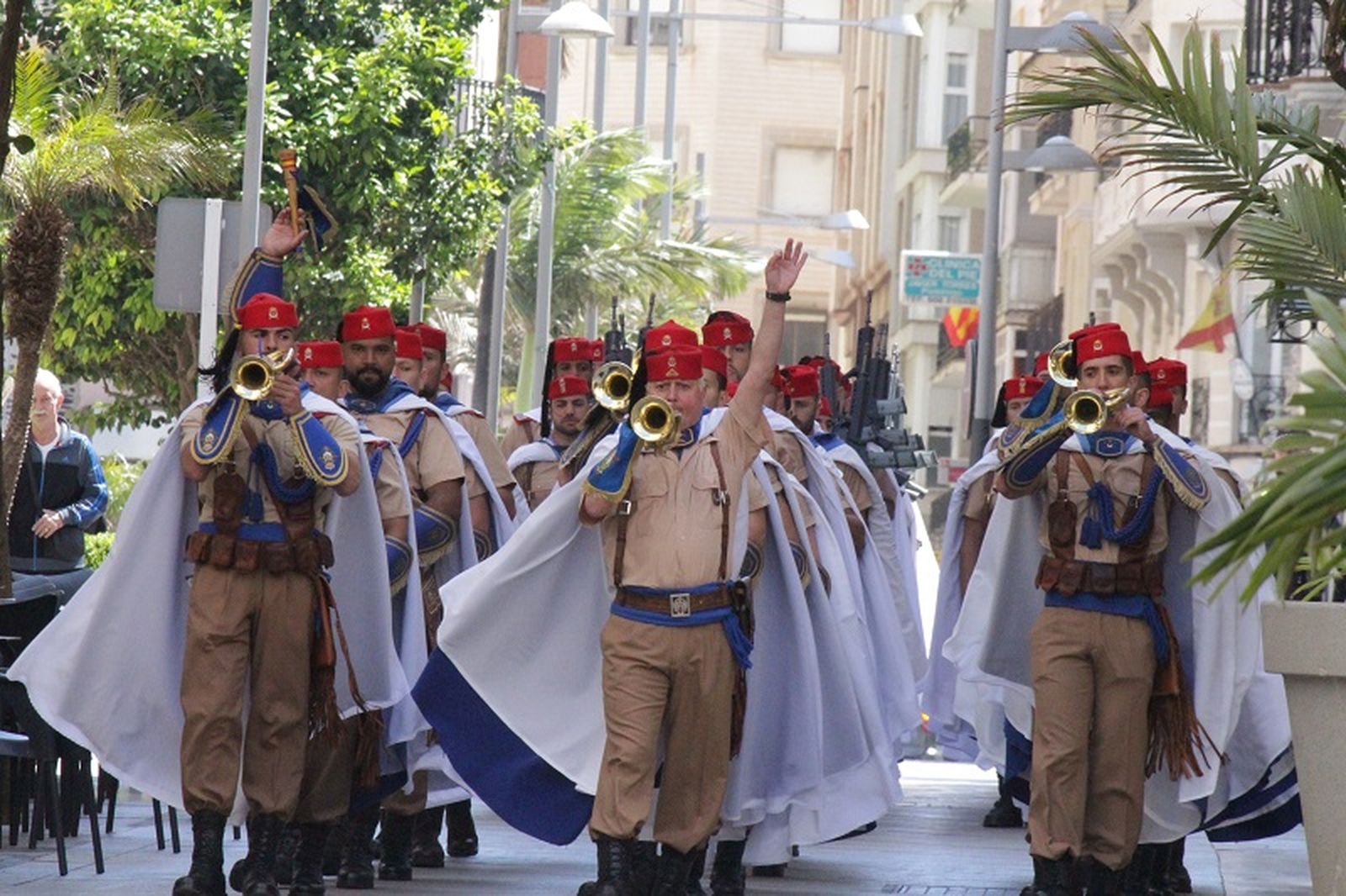 8412_desfile-1 8412_desfile-1