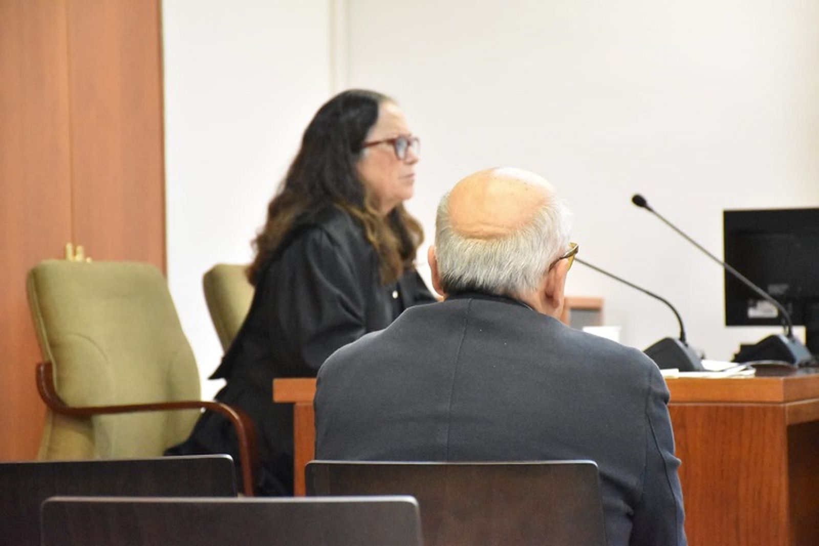 Guerrero sentado en el banquillo como acusado. / FOTO NICOL'S