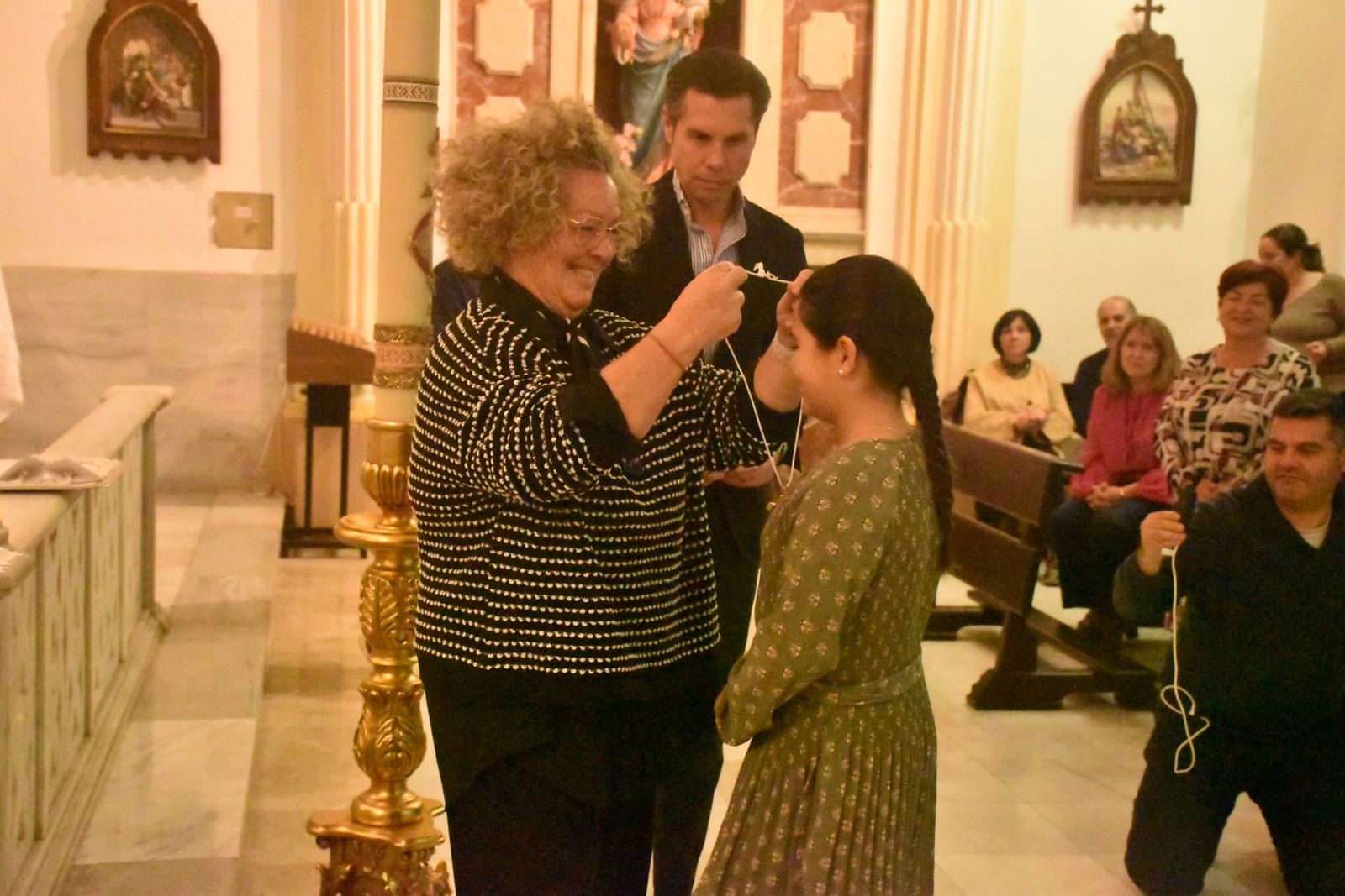 Bendición de las cruces en la iglesia de San Francisco