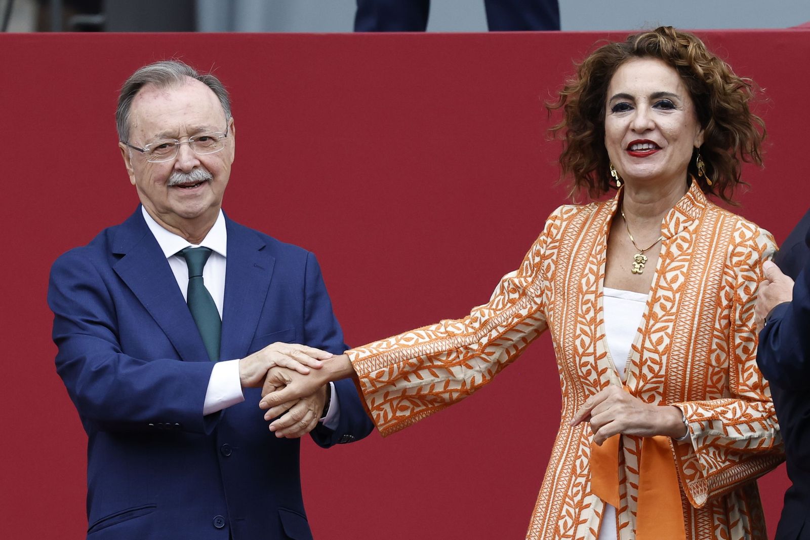 Juan Vivas junto a María Jesús Montero hace unas semanas Juan Vivas junto a María Jesús Montero hace unas semanas