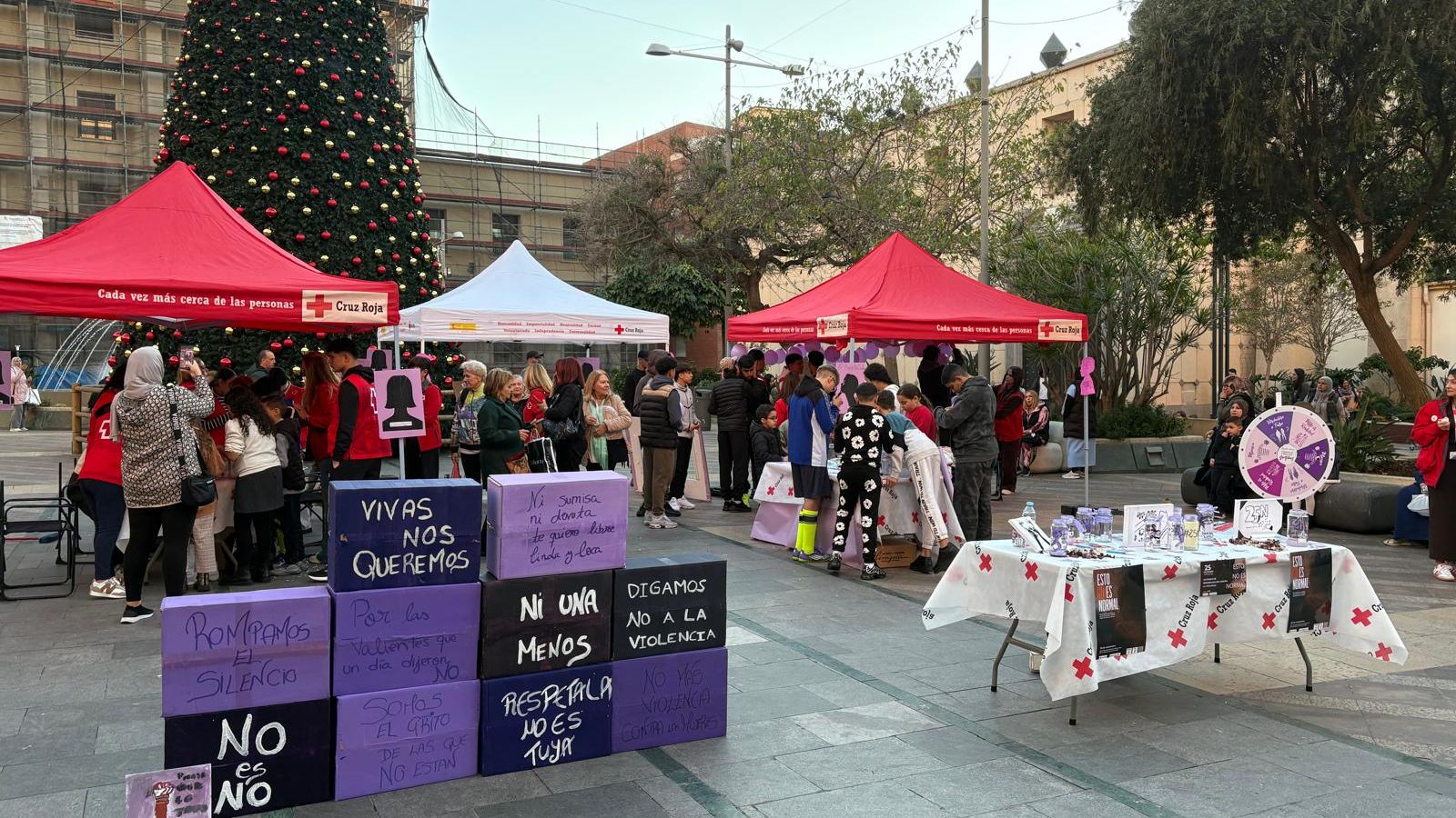 Frases contra la violencia sexual durante la campaña de Cruz Roja