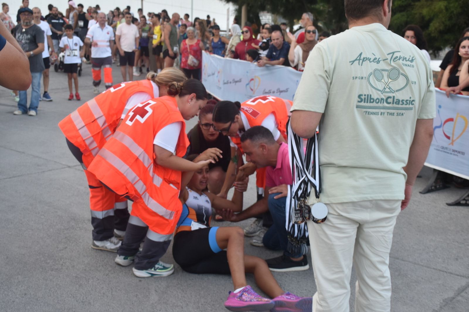 “Bily” y Elena López, reyes de la XXXI carrera popular de San Juan