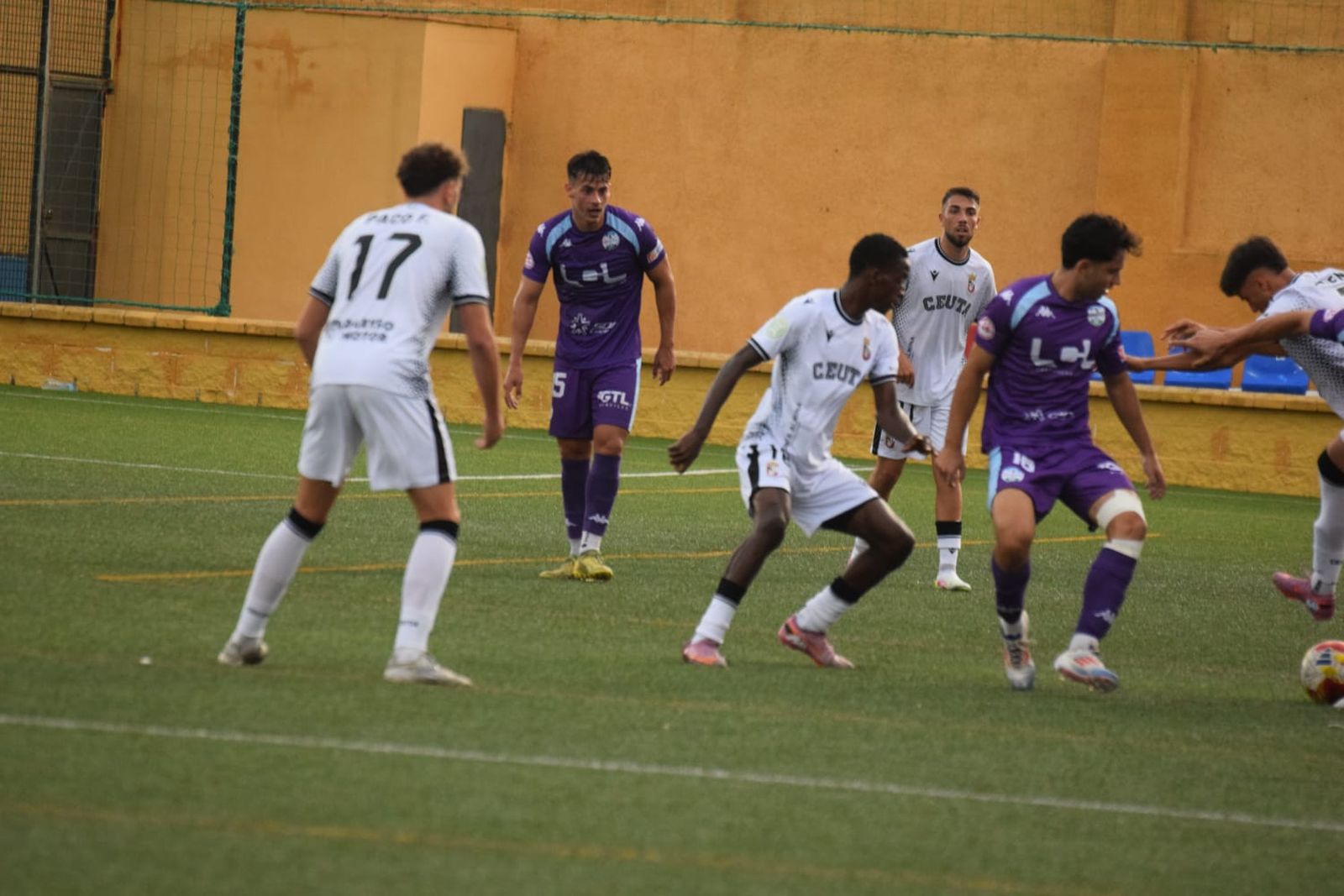 (1-1) La AD Ceuta B le perdona la vida al Ciudad de Lucena
