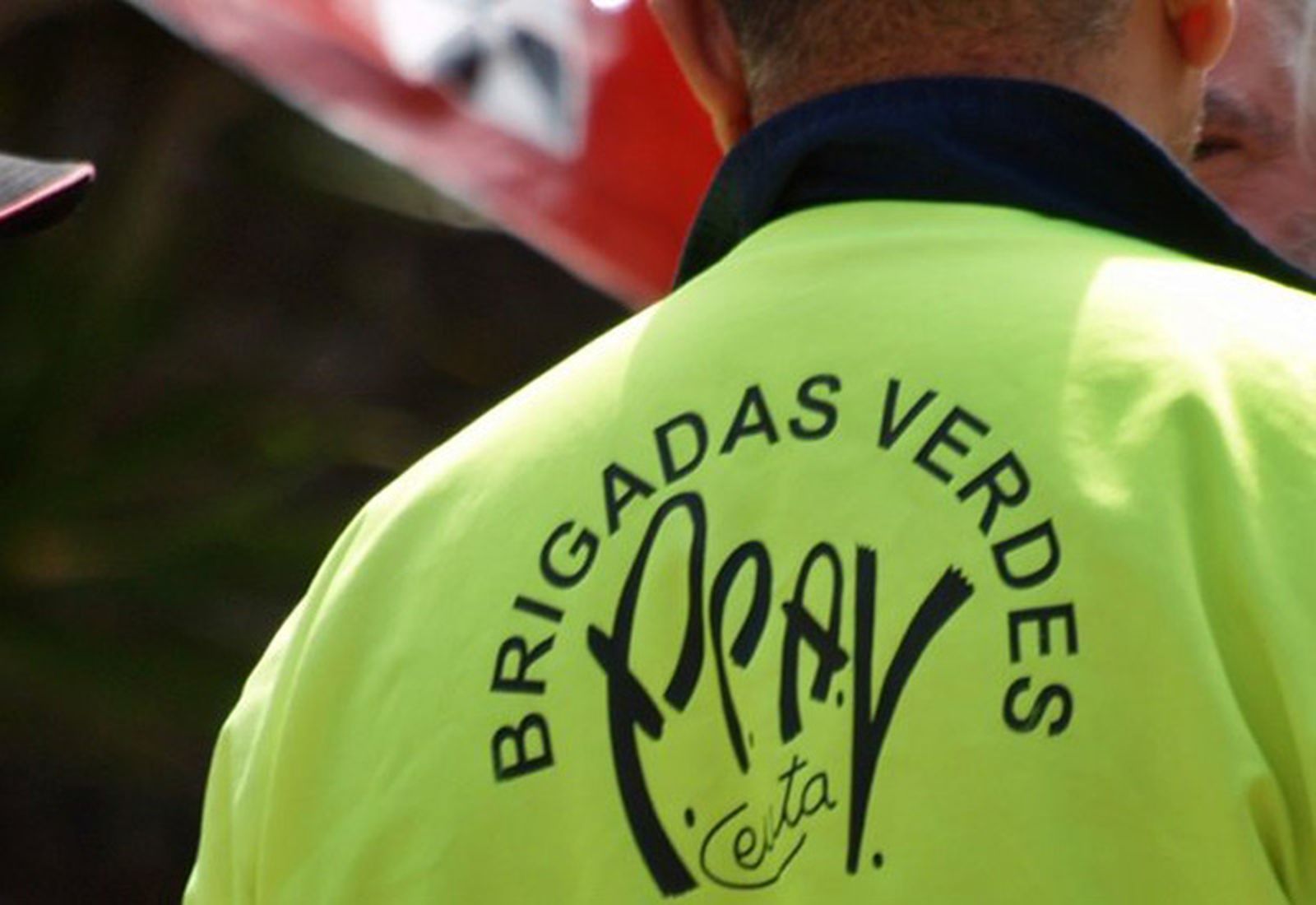 Un trabajador de Brigadas Verdes/FOTO EL PUEBLO