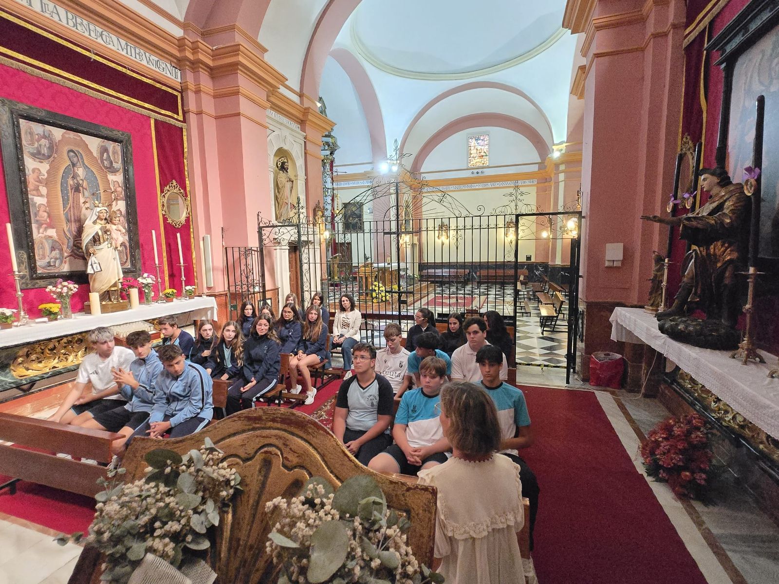 Jornada festiva en el Colegio La Inmaculada con motivo de la víspera del Día de todos los Santos Jornada festiva en el Colegio La Inmaculada con motivo de la víspera del Día de todos los Santos
