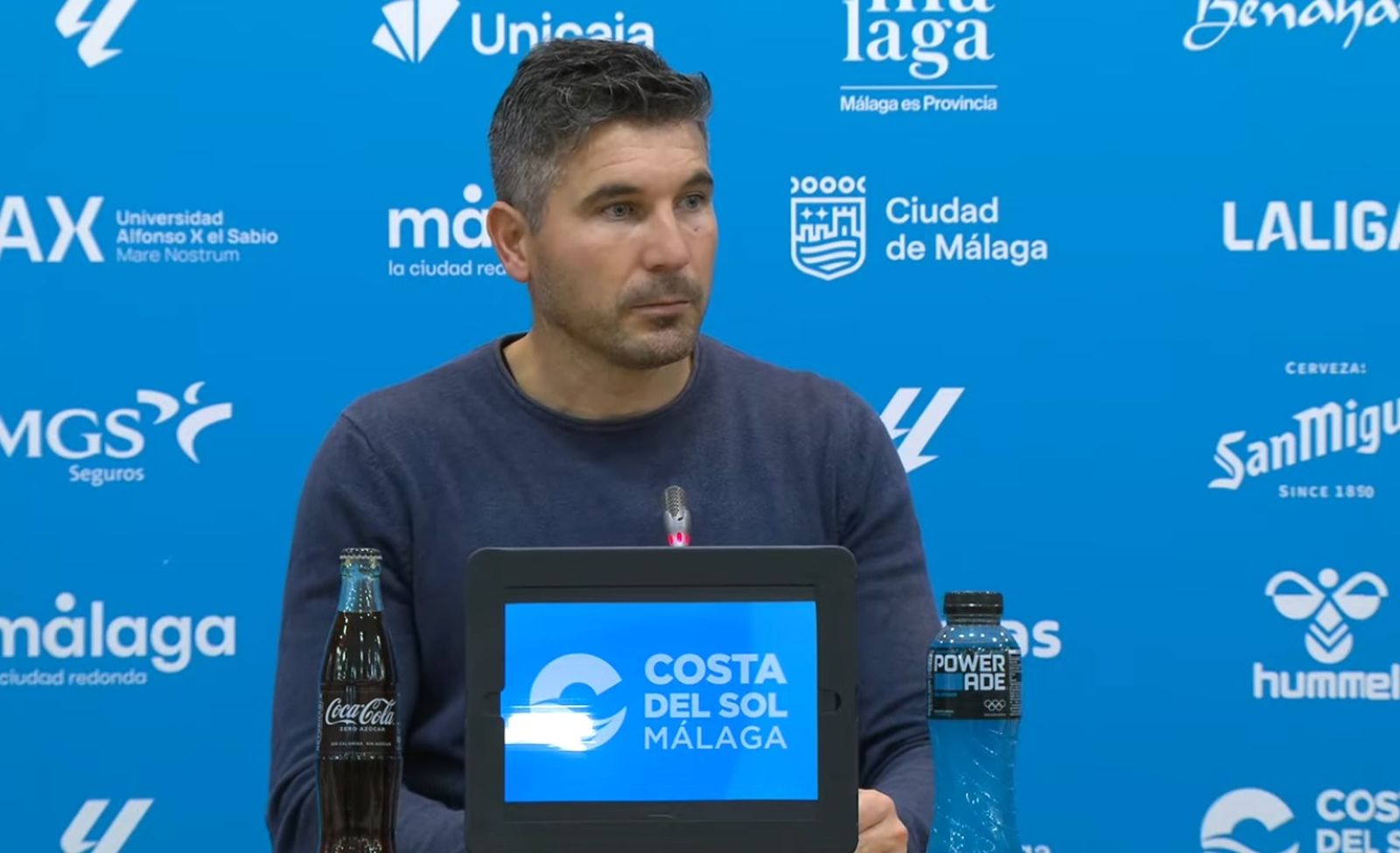 El técnico blanquiazul, Juanfran Funes, elogió la propuesta del Ceuta y el ambiente vivido en La Rosaleda tras el 2-1