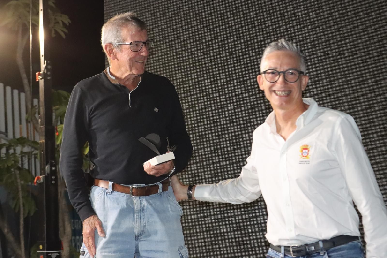 La entrega de trofeos cierra una nueva edición de la 'Semana Náutica'