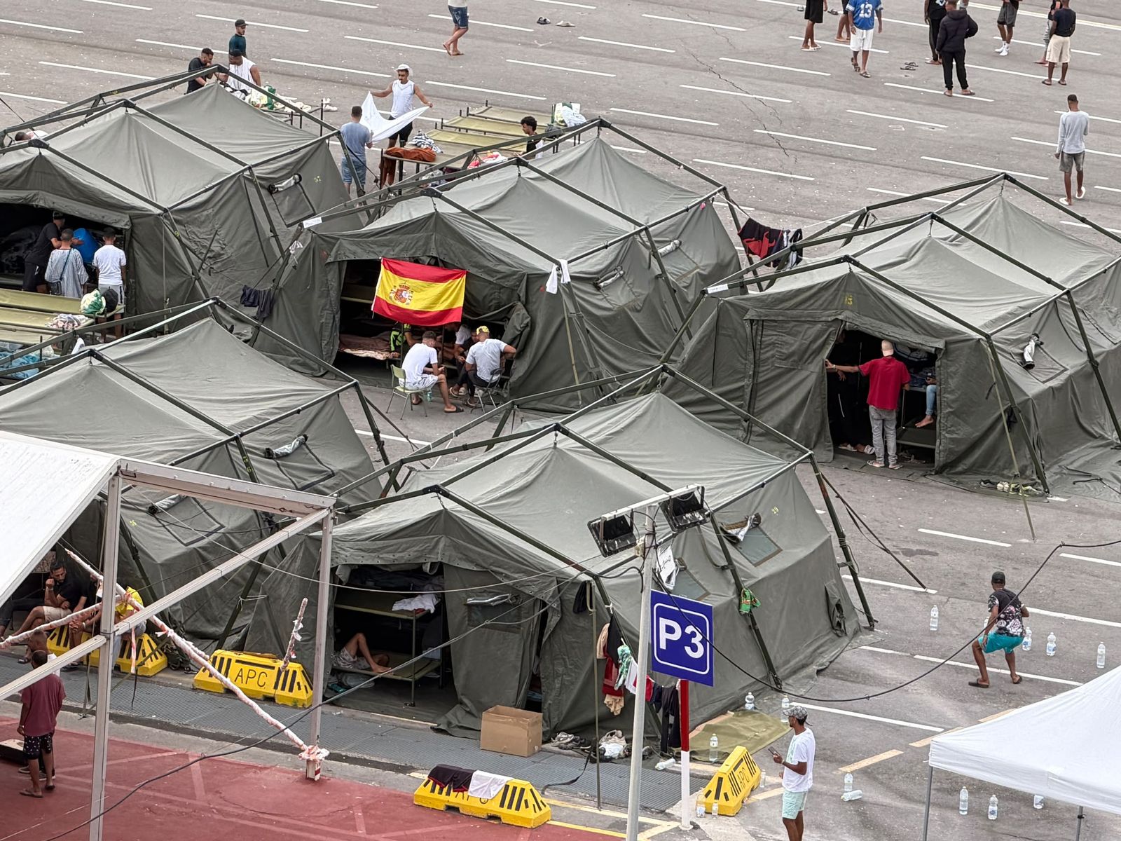 Los vecinos de Loma Colmenar piden respuestas después de varias noches marcadas por altercados en las inmediaciones de sus viviendas
