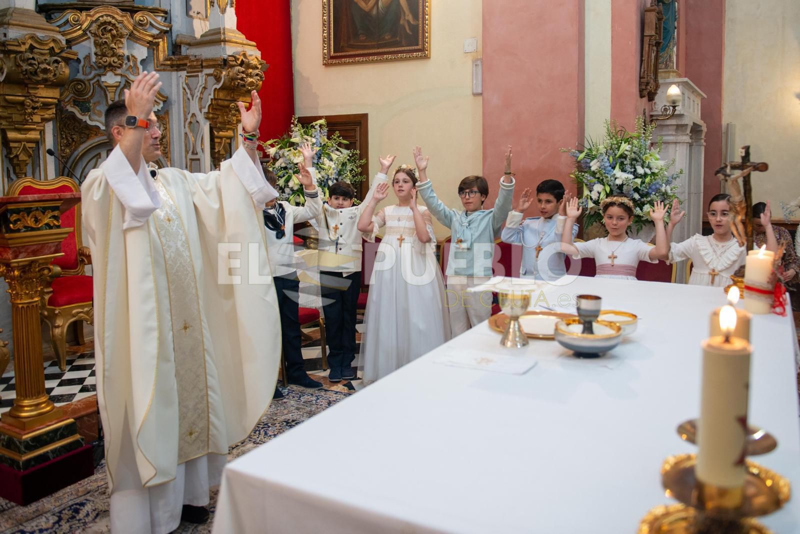 Comuniones en la Iglesia de Nuestra Señora de los Remedios
