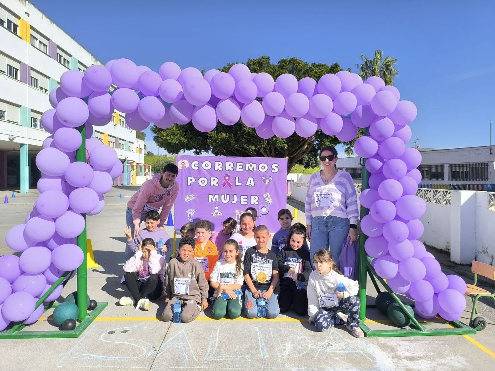 El 'Rey Juan Carlos I' corre por la igualdad