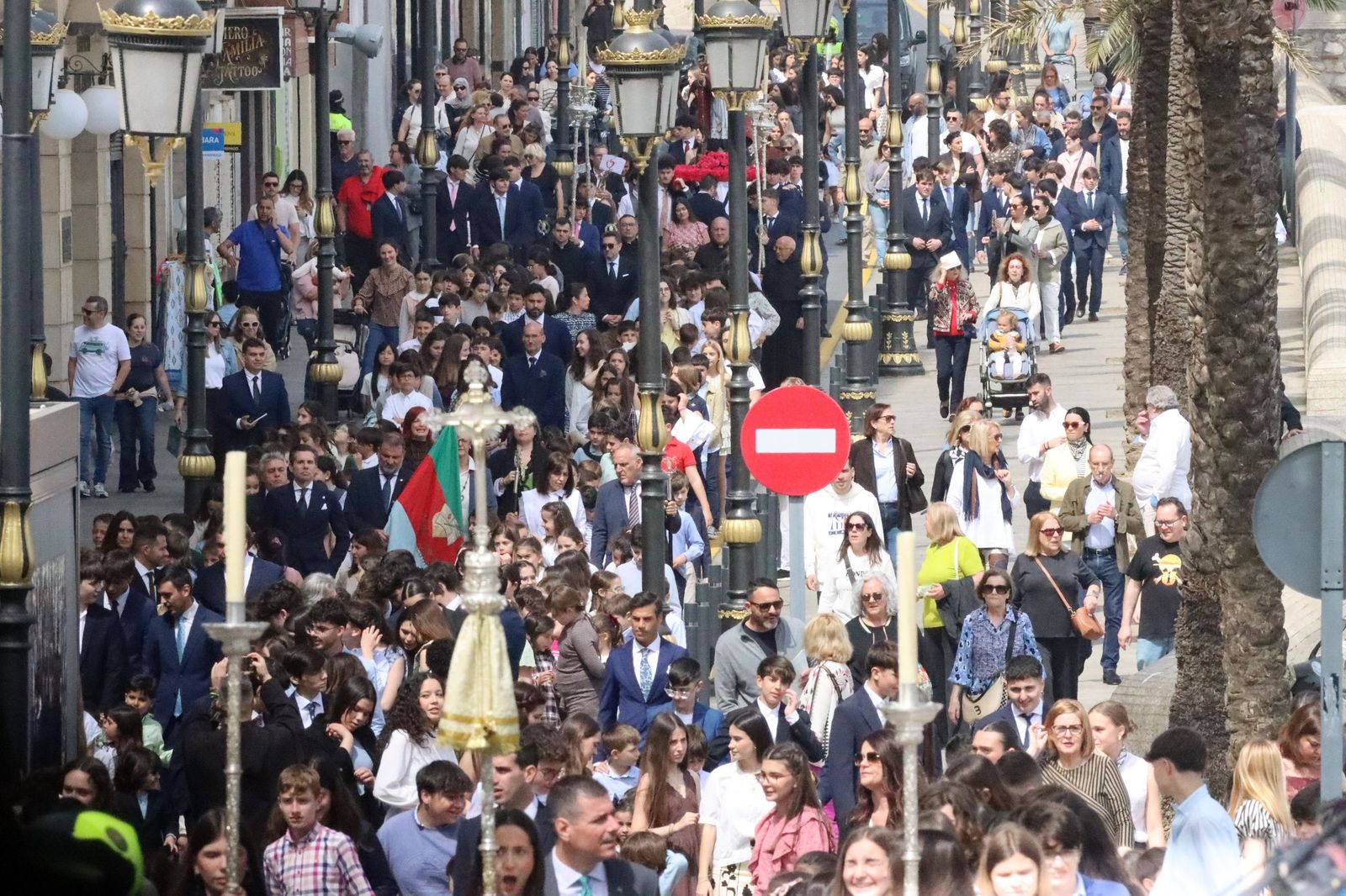 El colegio San Agustín honra a su patrón con una procesión, juegos y unión en su gran día