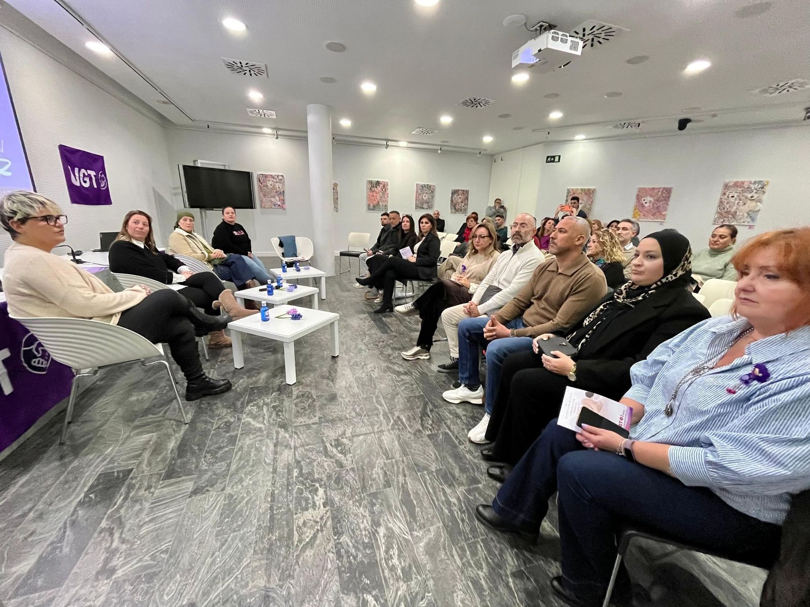 El acto feminista de UGT recuerda que “los derechos no están garantizados y que pueden perderse”
