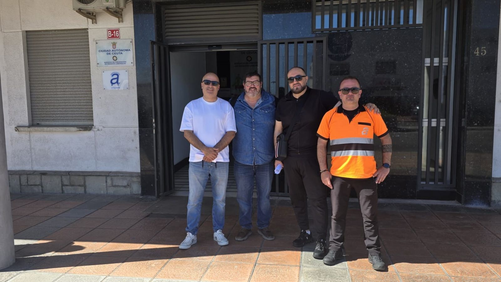 Los representantes de UGT en la mesa de negociación