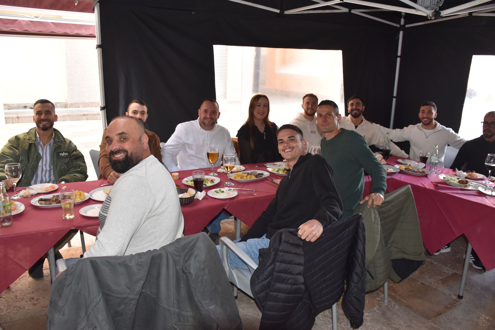 Vivimos el ecuador de las reuniones de amigos, familias y empresas