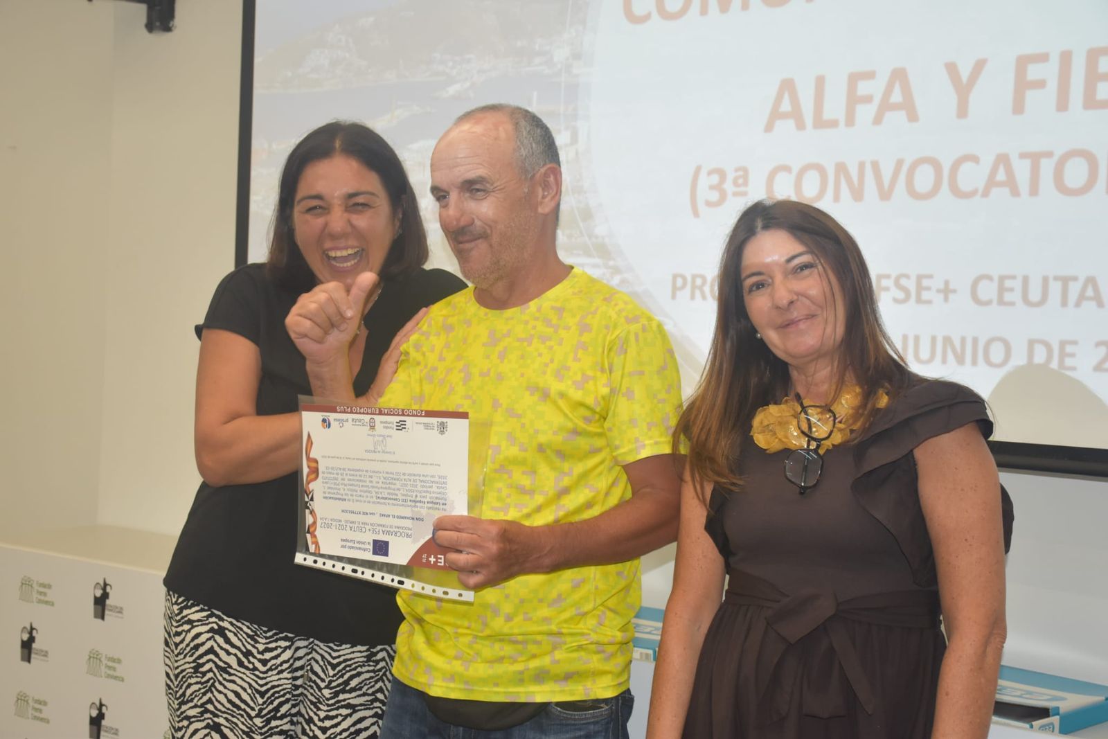 Más de medio año de esfuerzo tiene premio: los alumnos de los programas europeos reciben sus diplomas