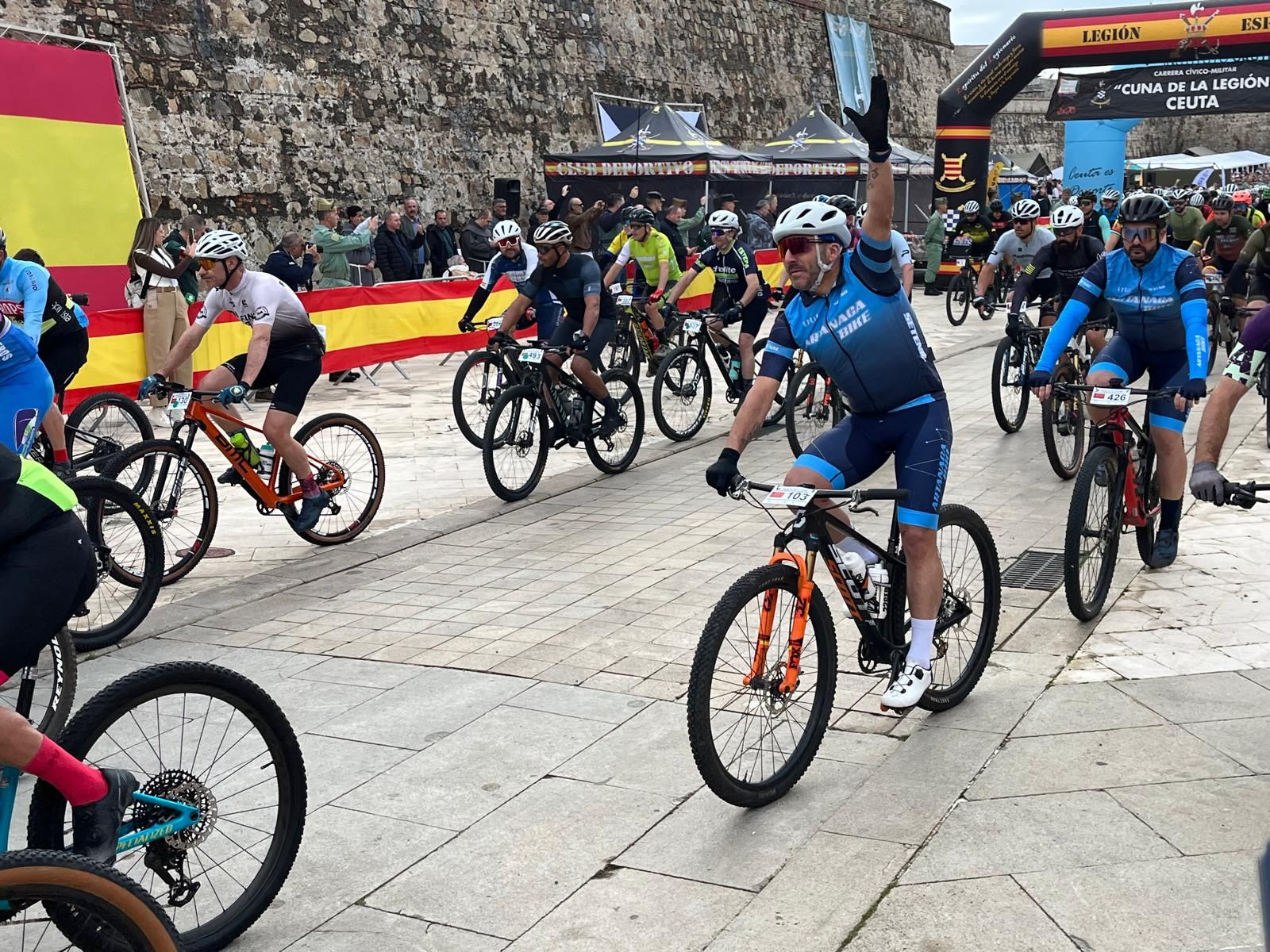 La previa y el inicio de la X Cuna de la Legión a través del objetivo de Reduan