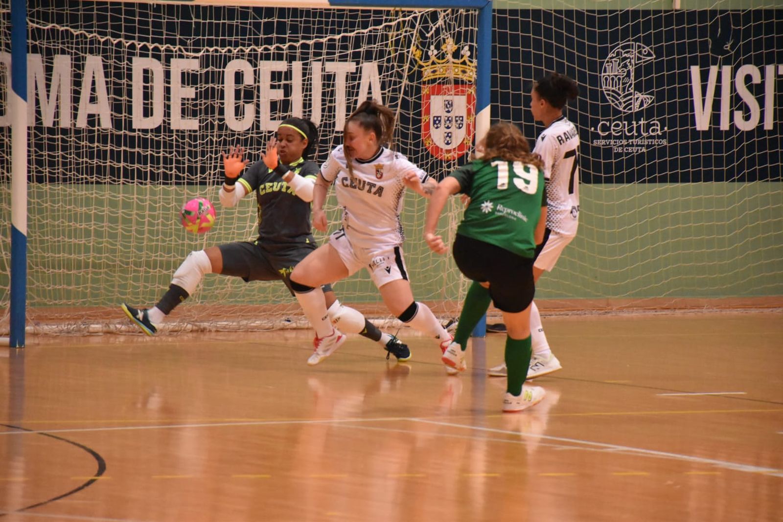 (3-3) La AD Ceuta logra un buen punto ante Les Corts UBAE