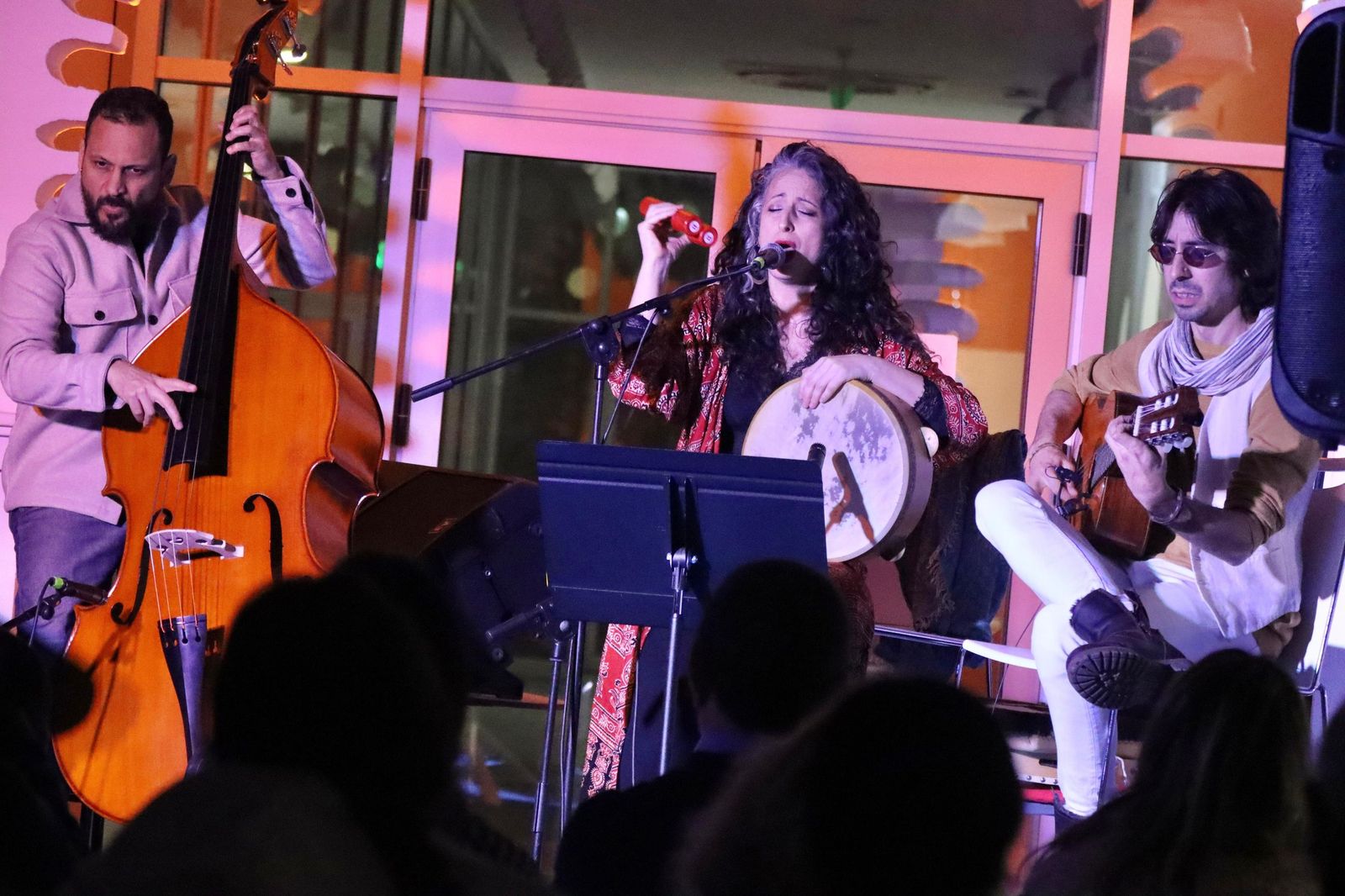 ‘Músicas Sevilla’ de Evoéh Quartet embruja el Ferrocarril a base de jazz y flamenco mediterráneos