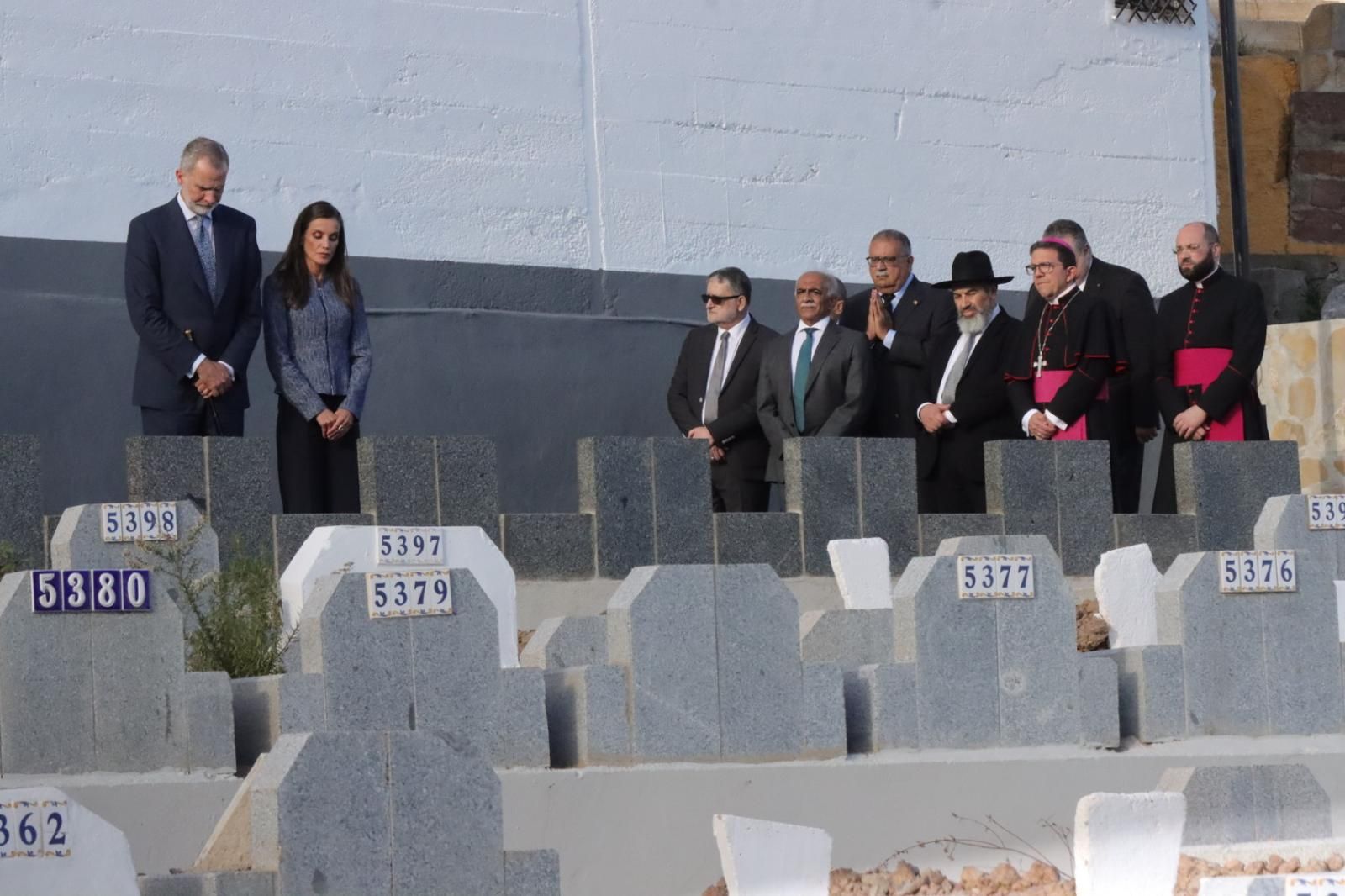 Los cuatro credos ceutíes honran a las víctimas del 30J en un solemne acto presidido por los Reyes