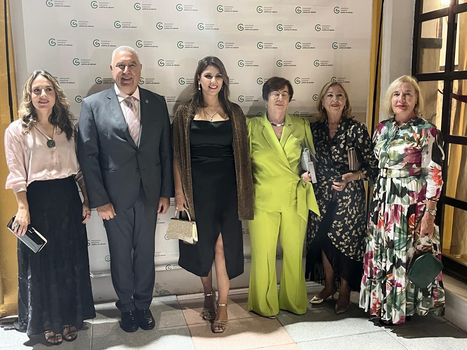 FOGALERÍA | La cena benéfica en Ceuta de la AECC en imágenes