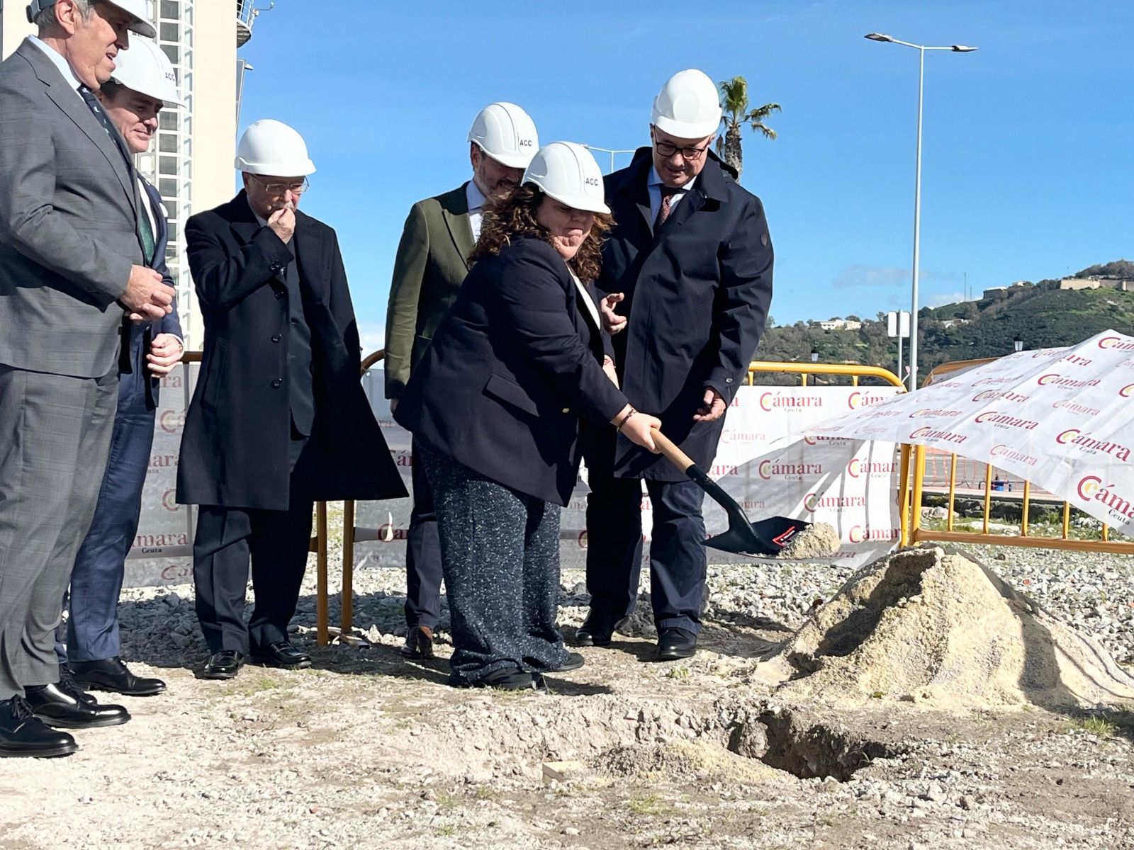 Primera piedra de la incubadora de alta tecnología Odissea