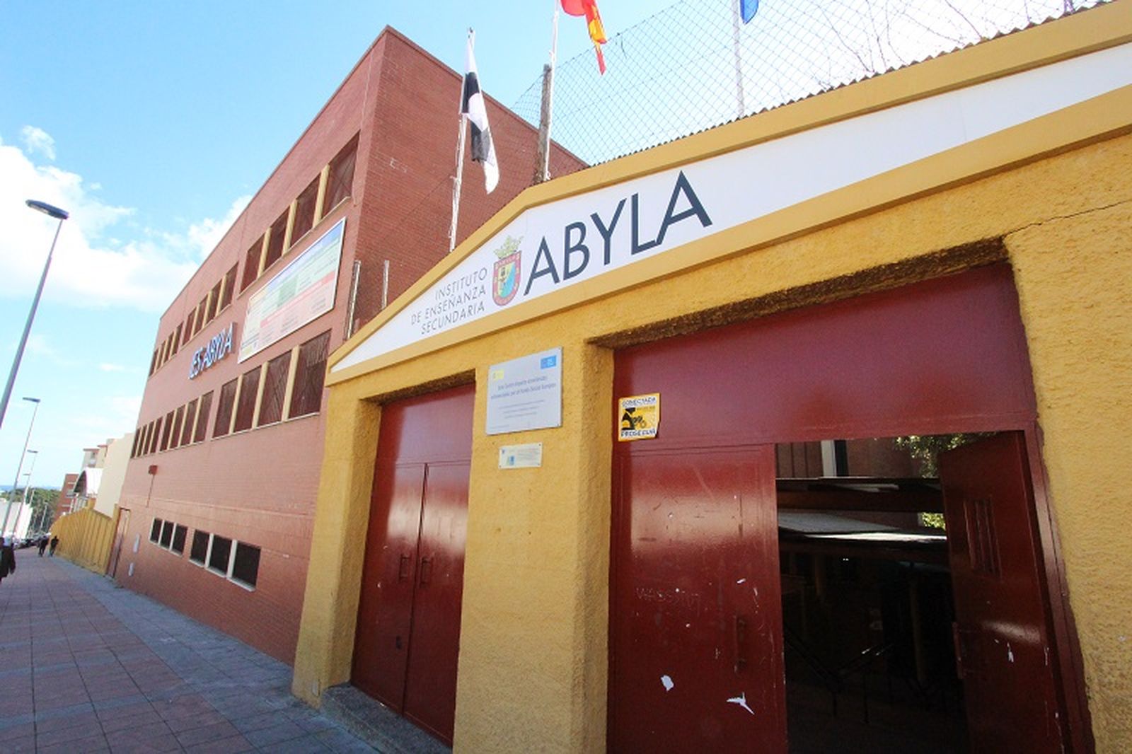 4050_4798_8493_ies-abyla_1007web