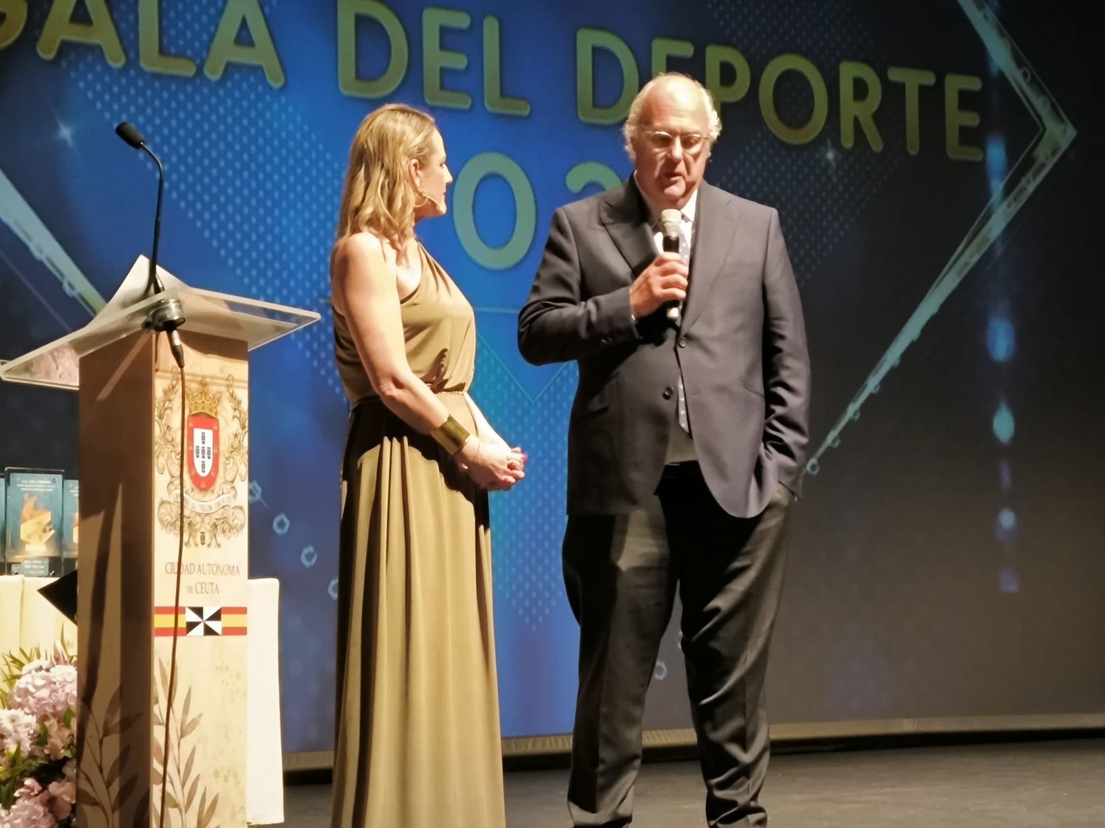 Ceuta ensalza el talento, esfuerzo y futuro de sus “héroes entre dos mares”