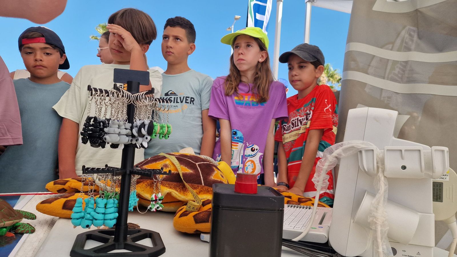 El Muelle España acoge en la jornada de este viernes la Feria del Medio Ambiente