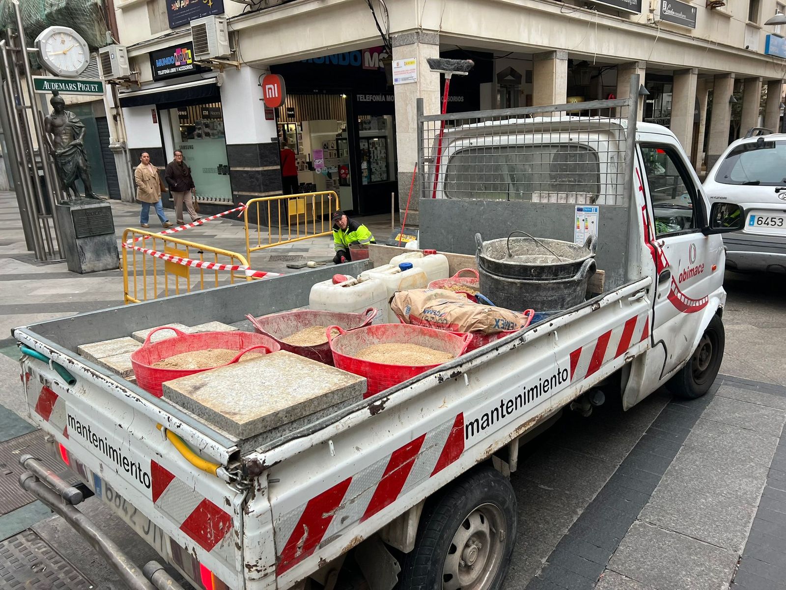 Obimace pone ‘a punto’ las calles ceutíes de cara a La Cuna de la Legión