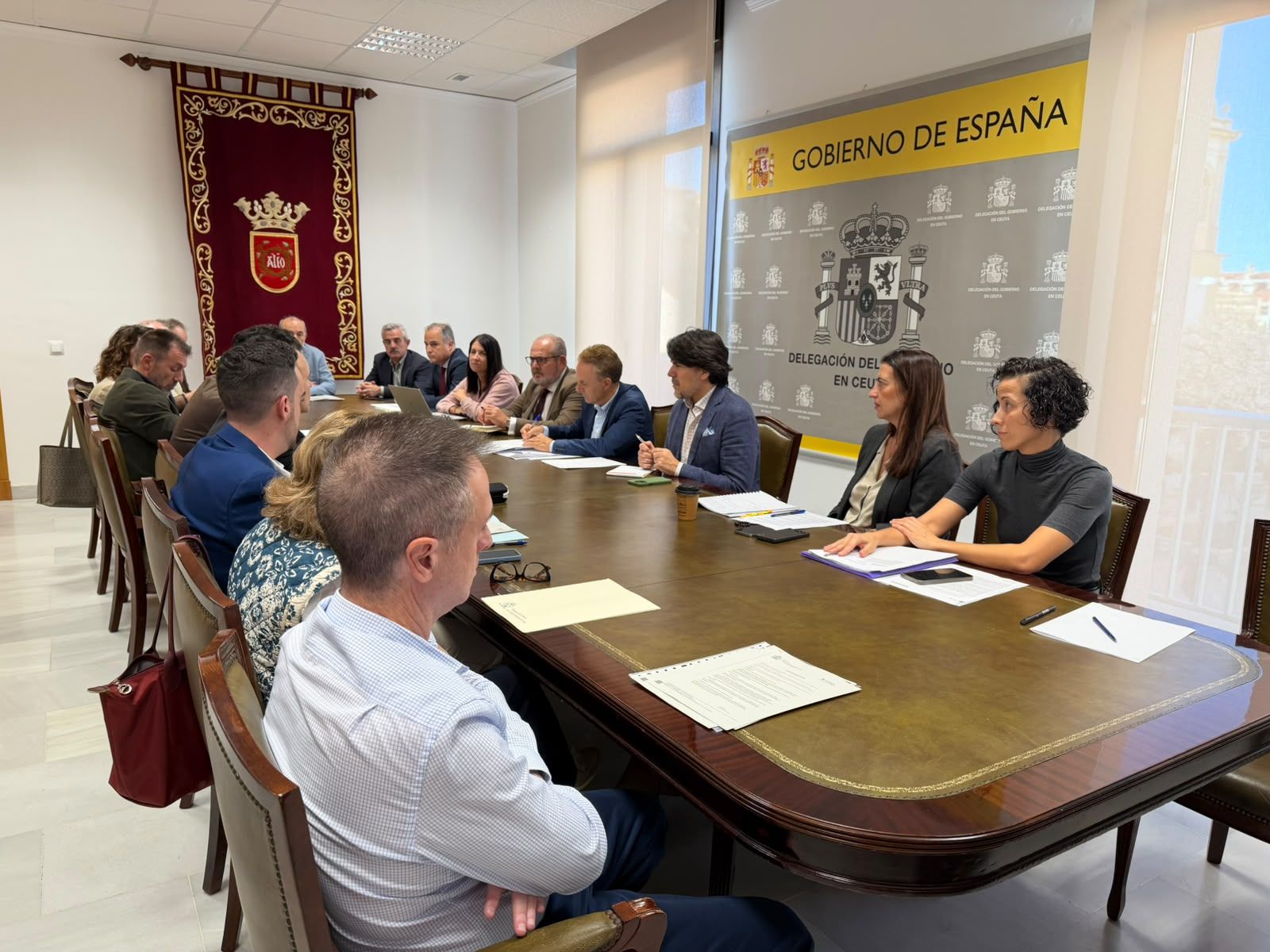 El delegado del Gobierno reúne a los responsables de los organismos estatales para analizar las actuaciones en marcha y reforzar la coordinación entre administraciones