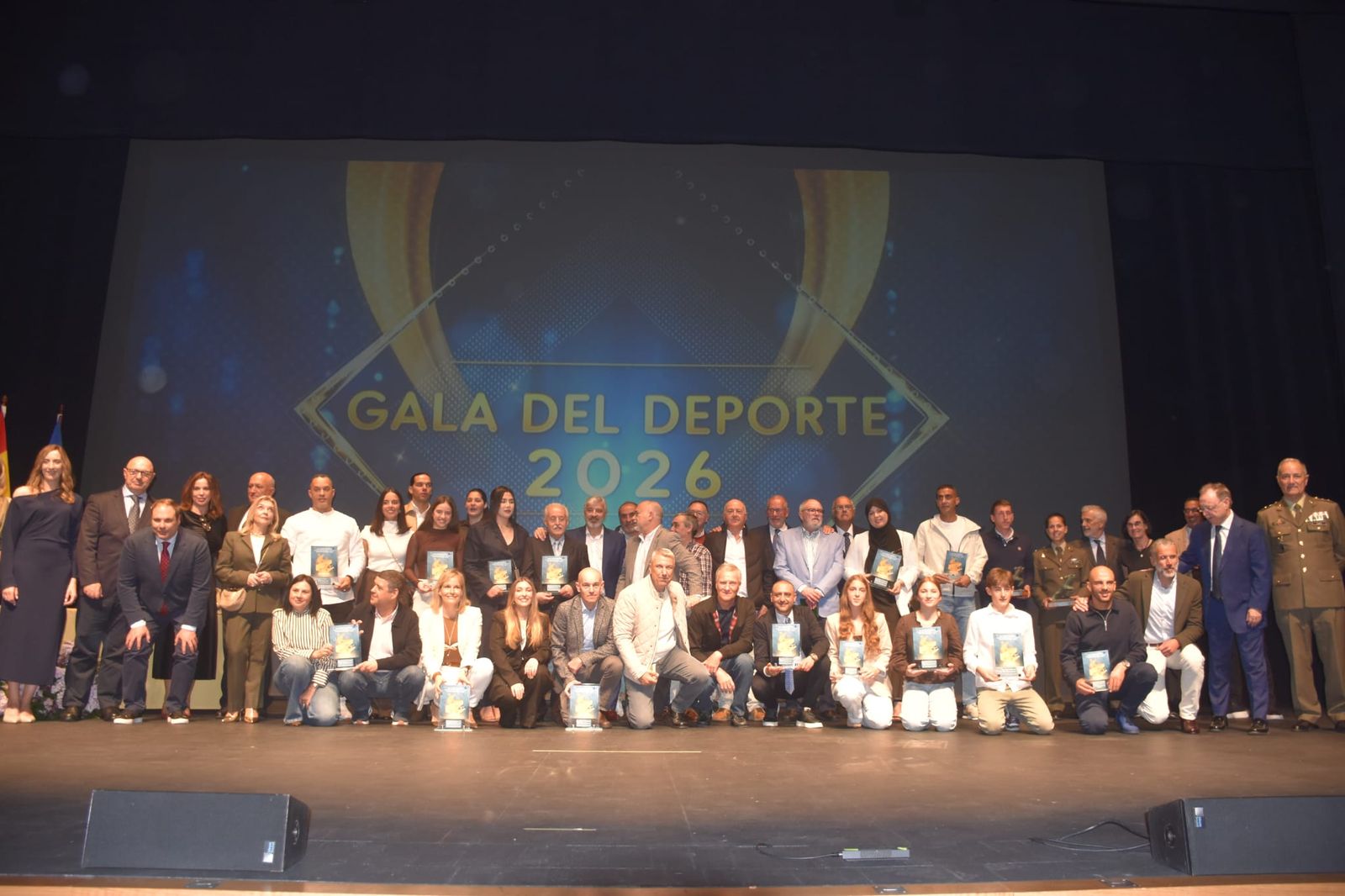 Ceuta ensalza el talento, esfuerzo y futuro de sus “héroes entre dos mares”