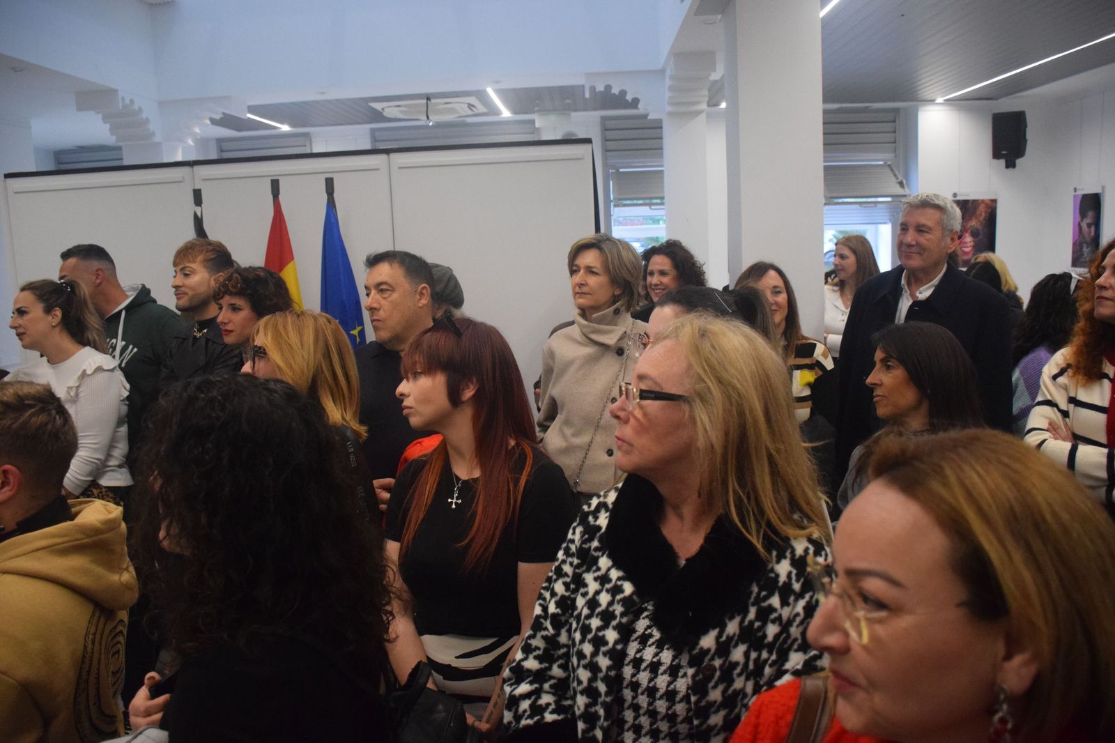 FOTOGALERÍA | La Fundación Premio Convivencia inaugura en Ceuta la muestra “Unik@”