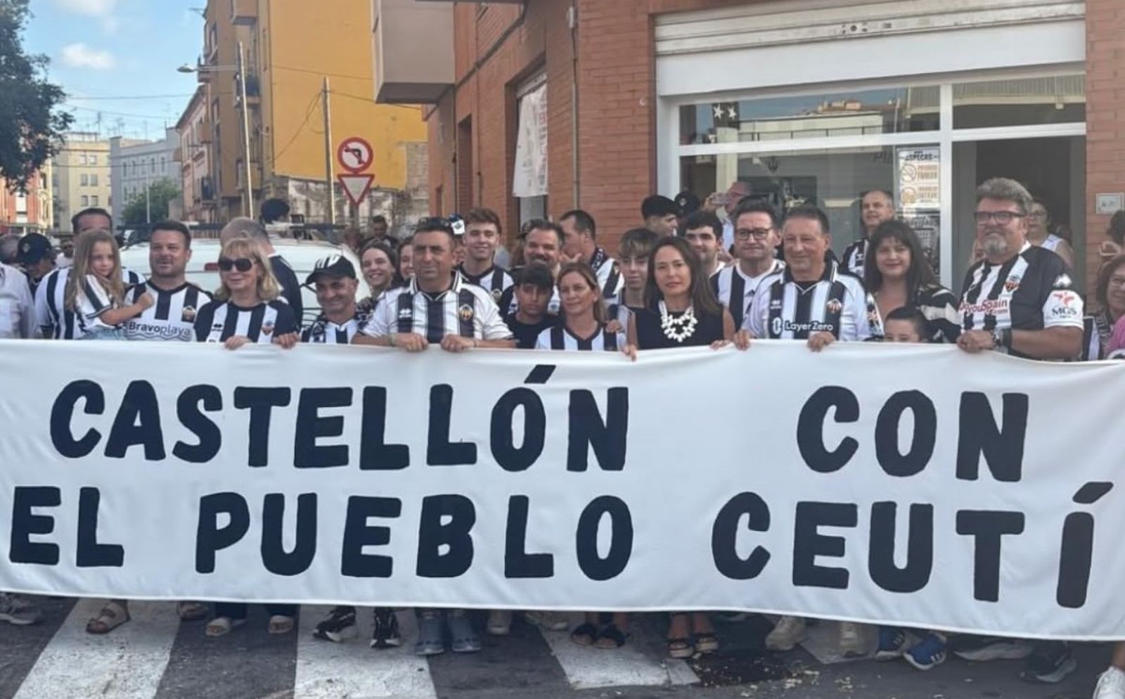 Apoyo del fútbol español a la Ciudad Autónoma