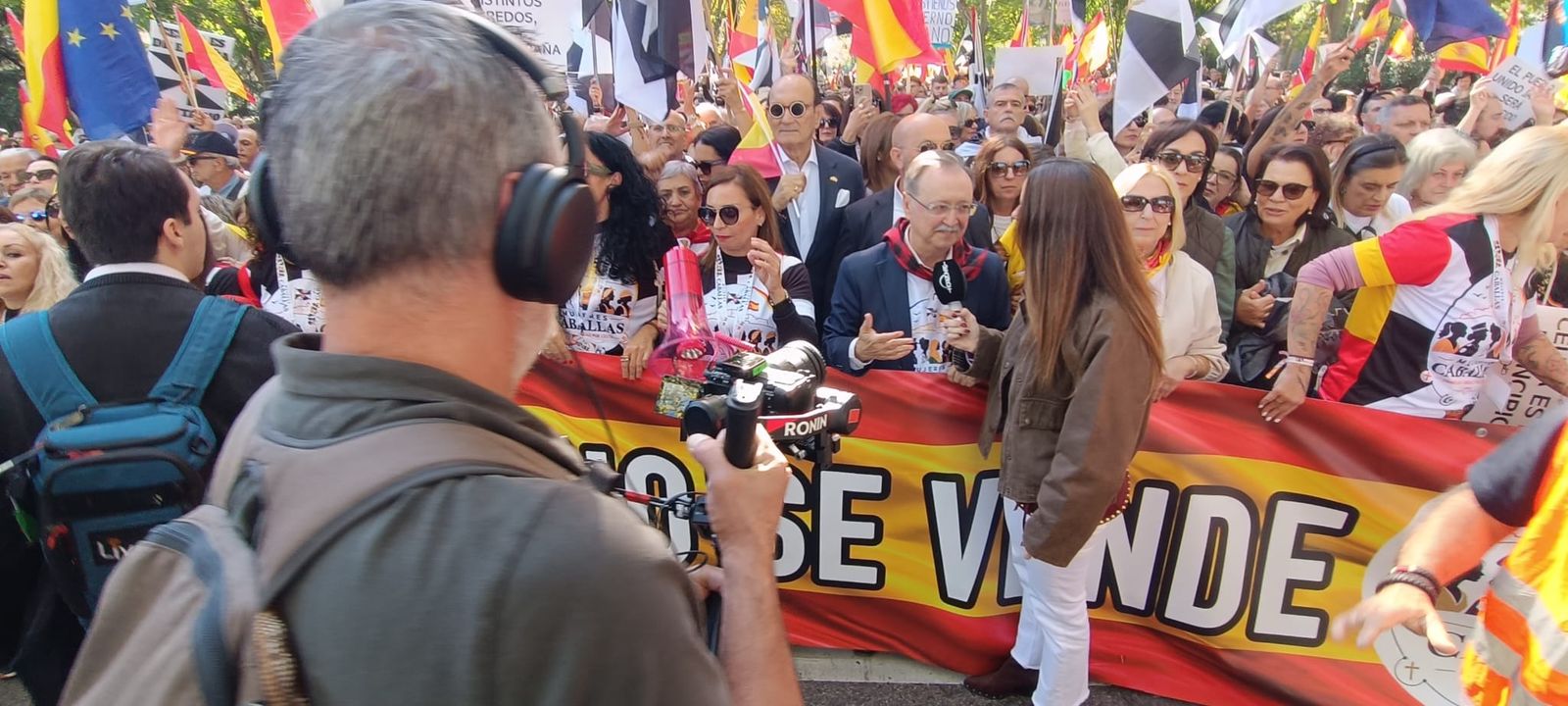 El presidente de la Ciudad acusa al Gobierno central de no haber frenado la entrada masiva de inmigrantes y denuncia que unas 15.000 personas permanecen en Ceuta sin que se haya ejecutado ninguna devolución administrativa