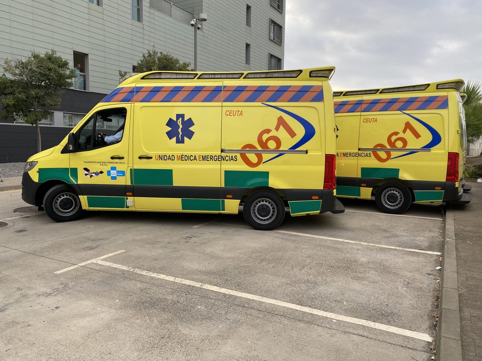 Ambulancias del 061 de Ceuta Ambulancias del 061 de Ceuta