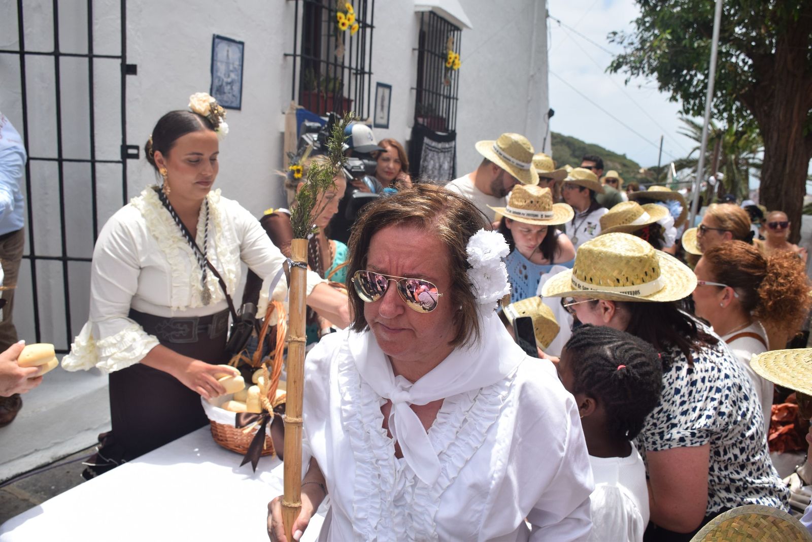 Tradición, fe y calor: Ceuta se vuelca con San Antonio