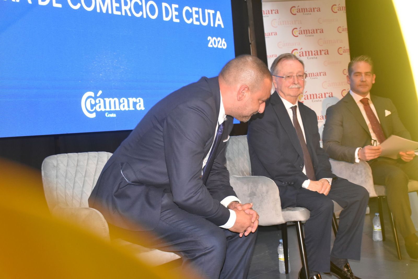 Luhay Hamido recibe la Medalla de Oro de la Cámara por su compromiso con el deporte ceutí