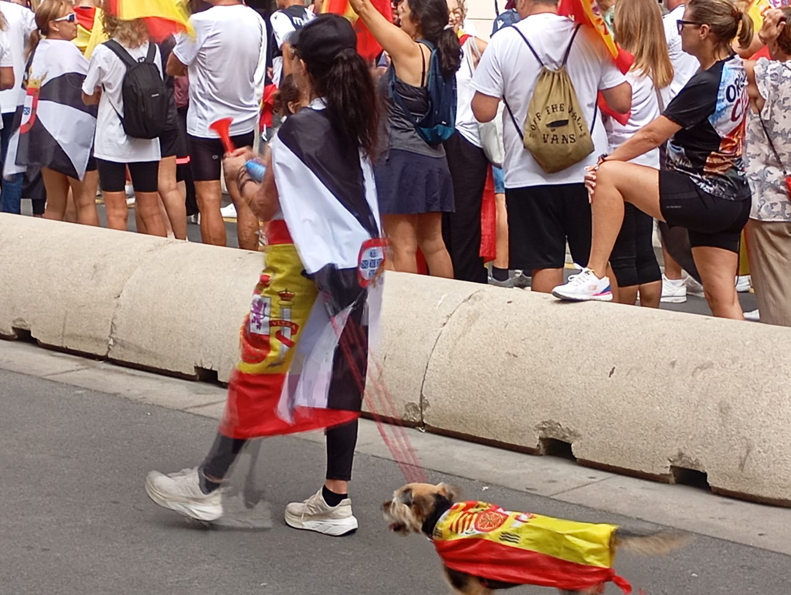 Ceuta vuelve a echarse a las calles para recordar que "Un caballa nunca se rinde"