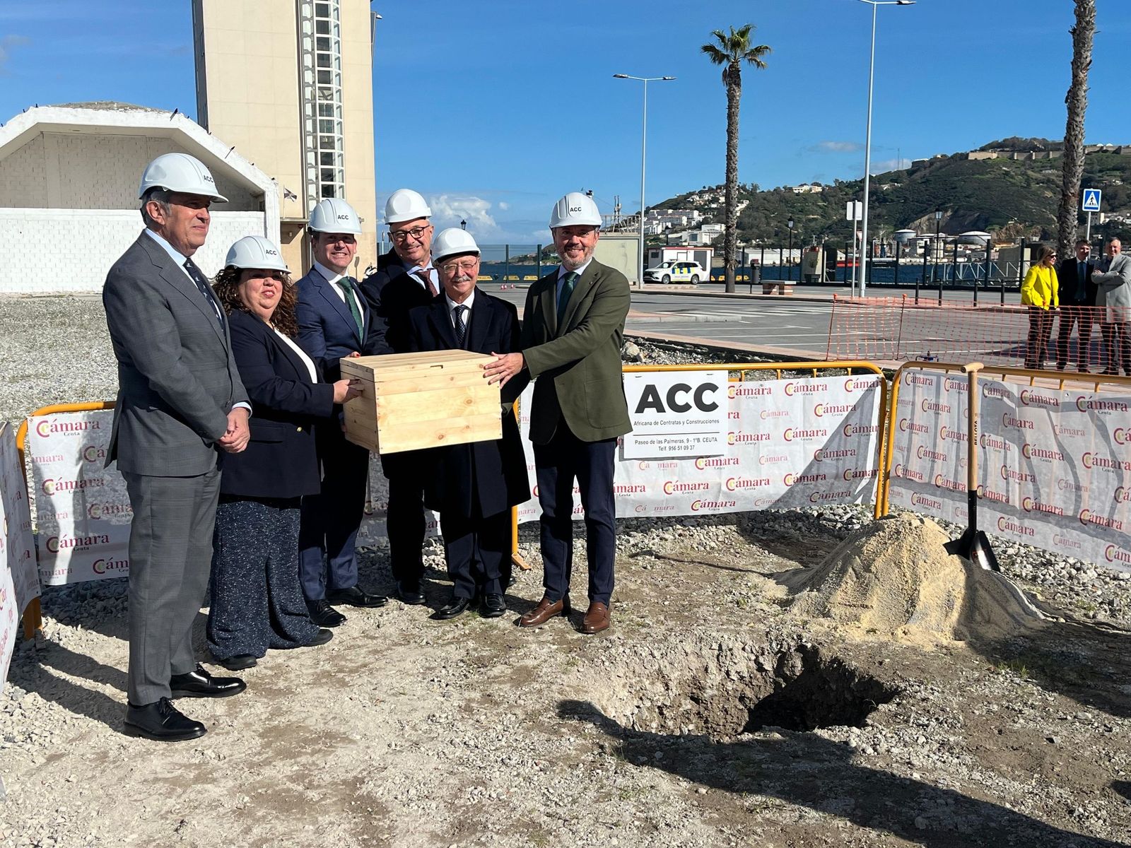 Colocación de la primera piedra de la incubadora de alta tecnología Odissea.