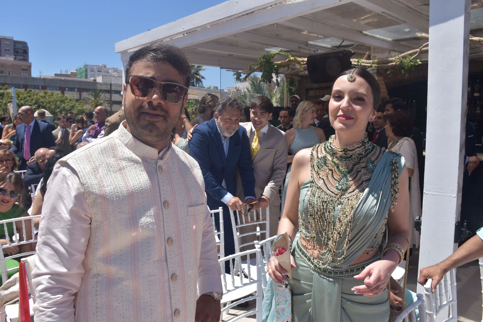 Direk y Rocío sellan su amor bajo el cielo de Ceuta