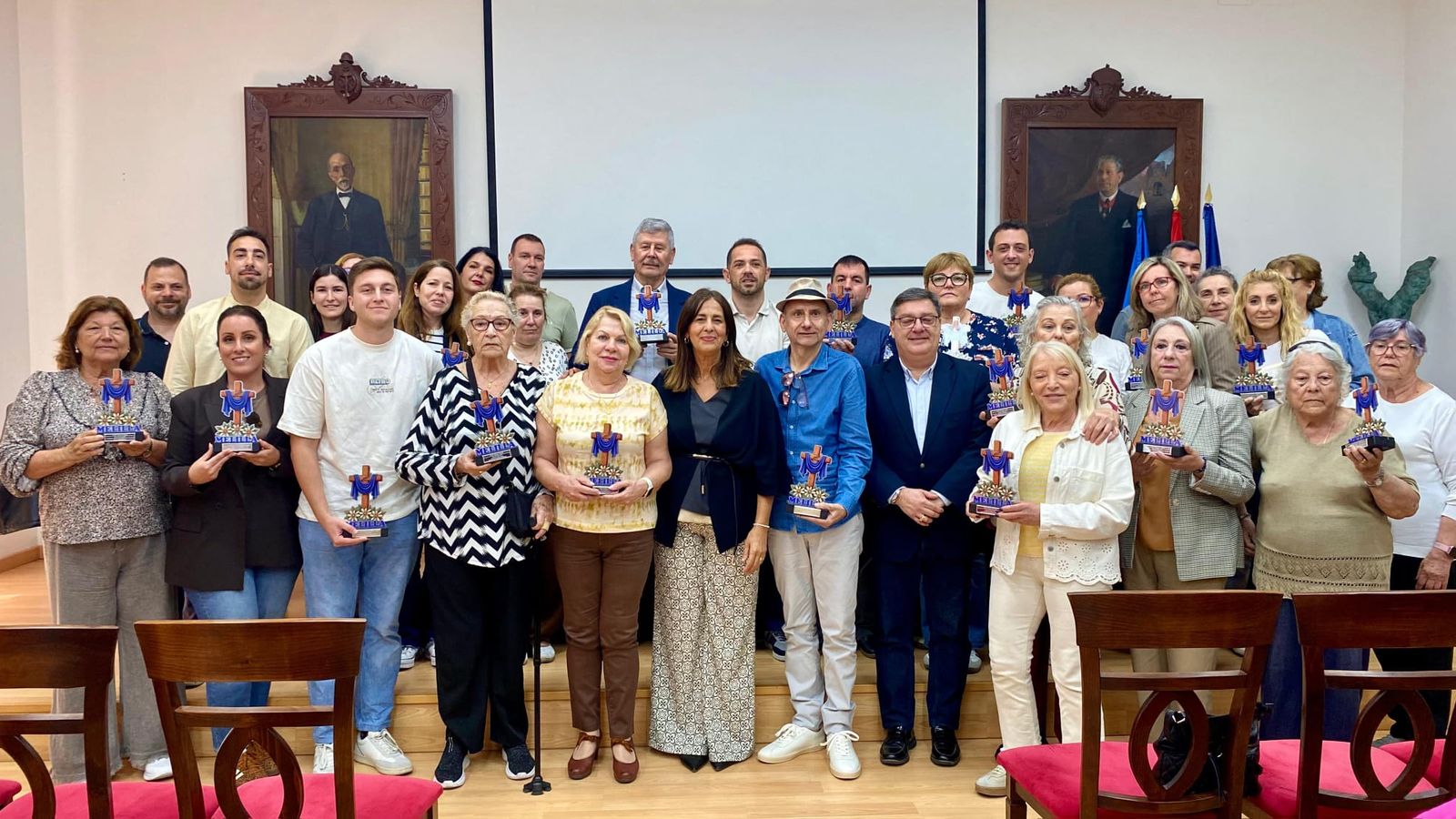 Entrega de premios del concurso de Cruces de Mayo de Melilla, con la Casa de Ceuta como ganadora del primer premio
