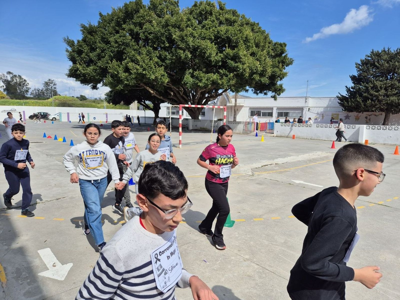 El 'Rey Juan Carlos I' corre por la igualdad